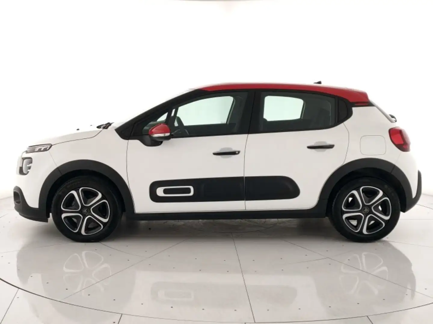 Citroen C3 1.2 puretech Shine s&s 83cv Blanc - 2