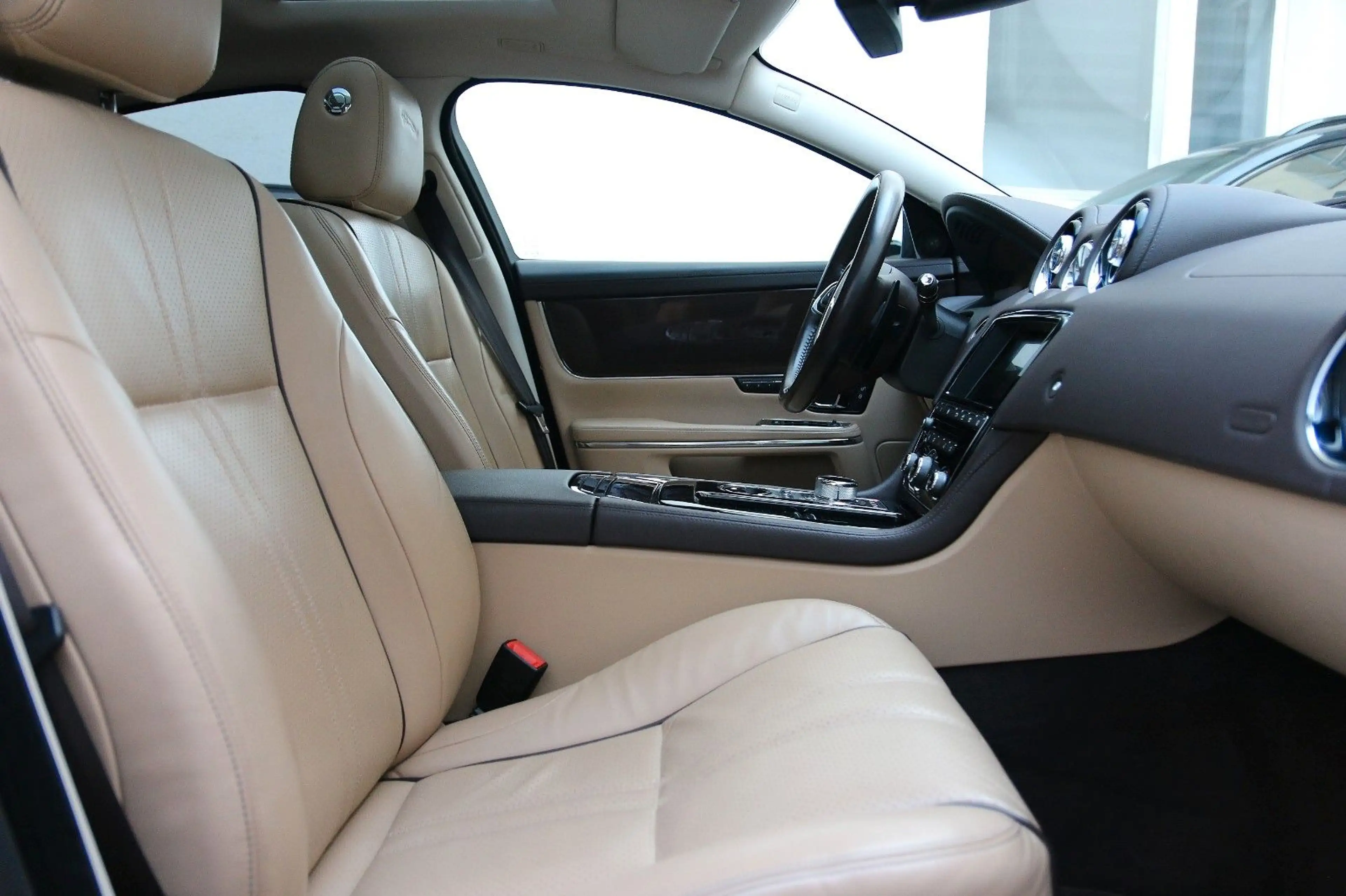 Jaguar XJ Premium Luxury Pano SoftClose Kamera — photo 10