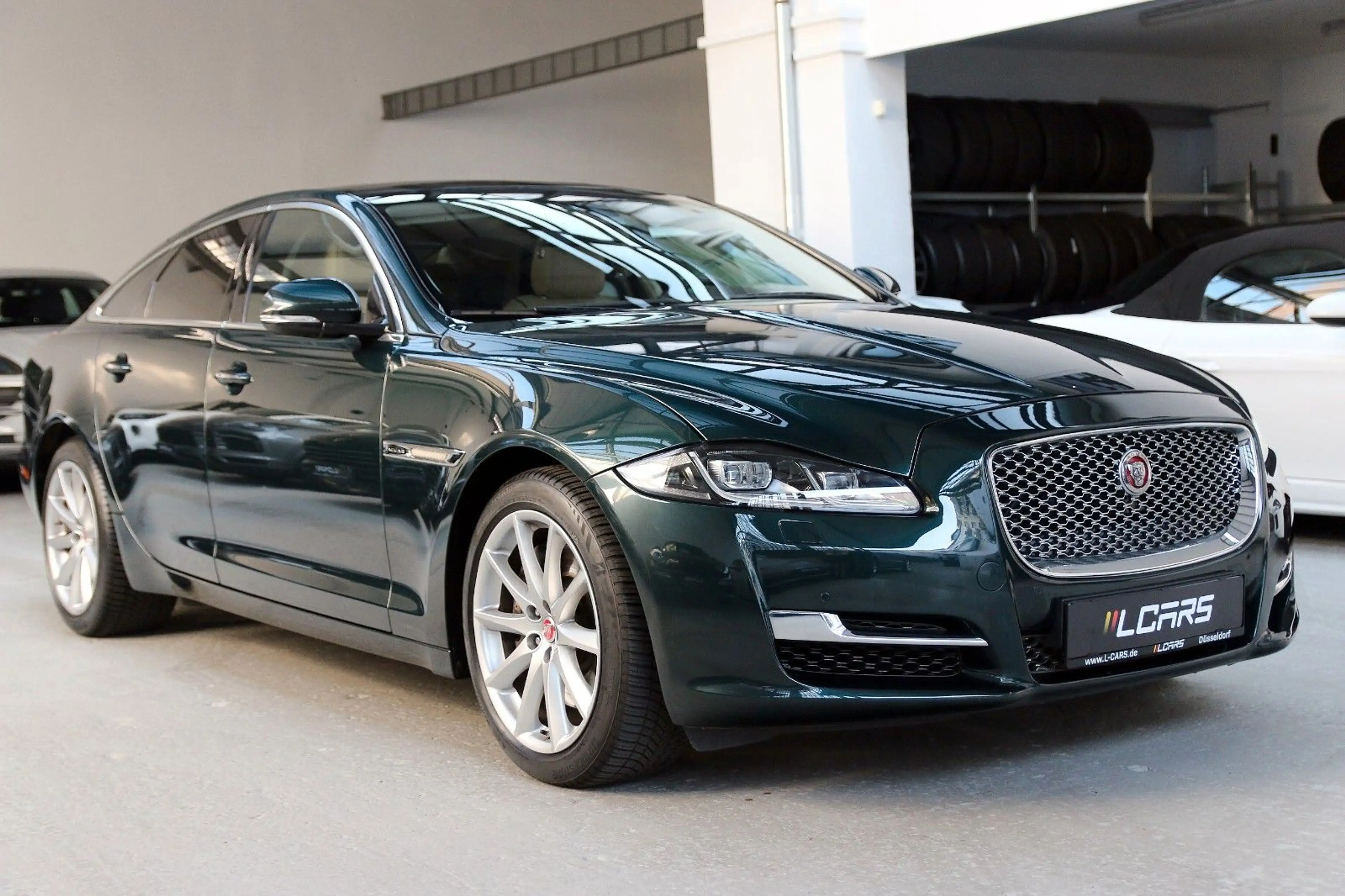 Jaguar XJ Premium Luxury Pano SoftClose Kamera — photo 4
