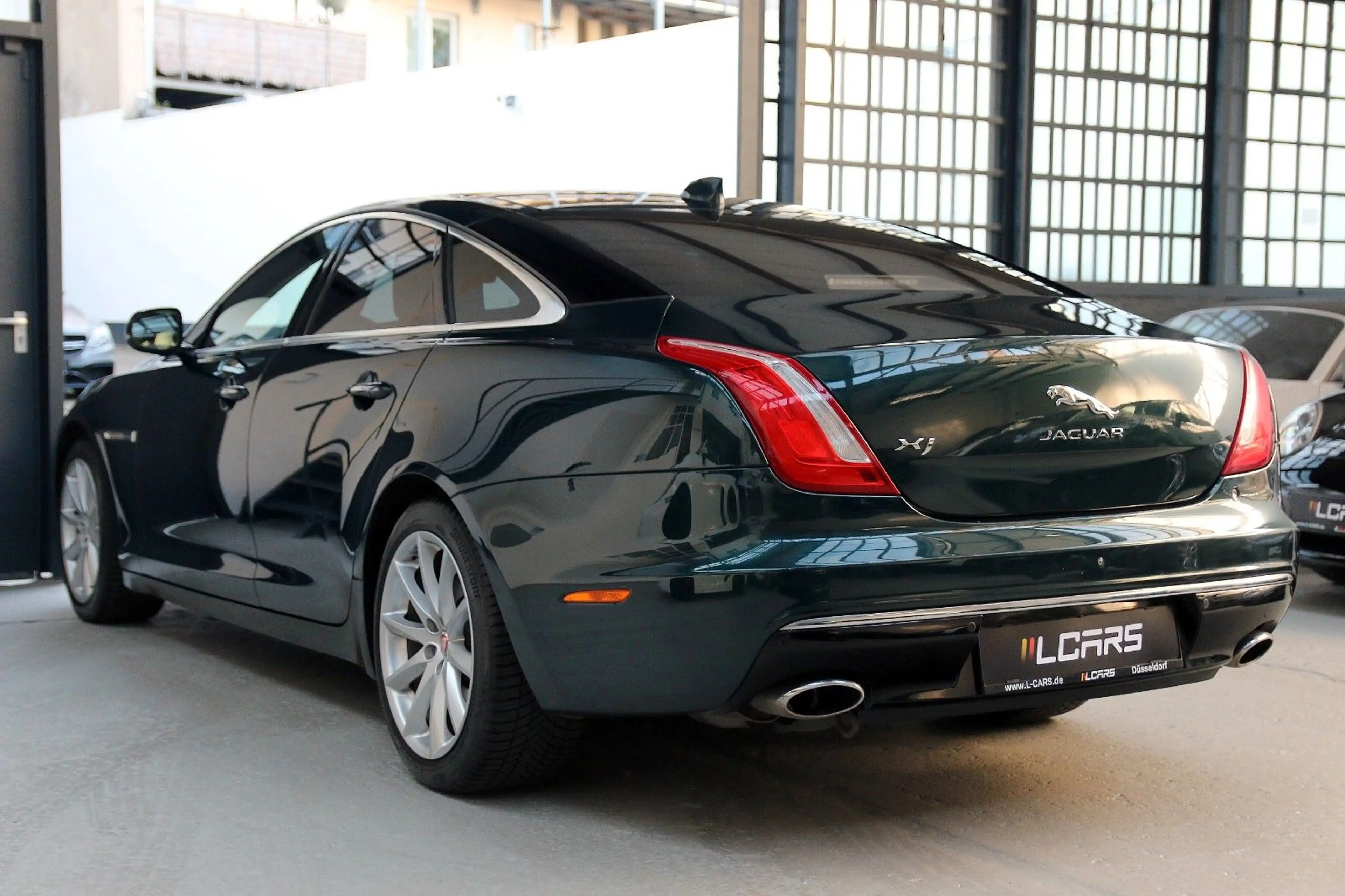 Jaguar XJ Premium Luxury Pano SoftClose Kamera — photo 7