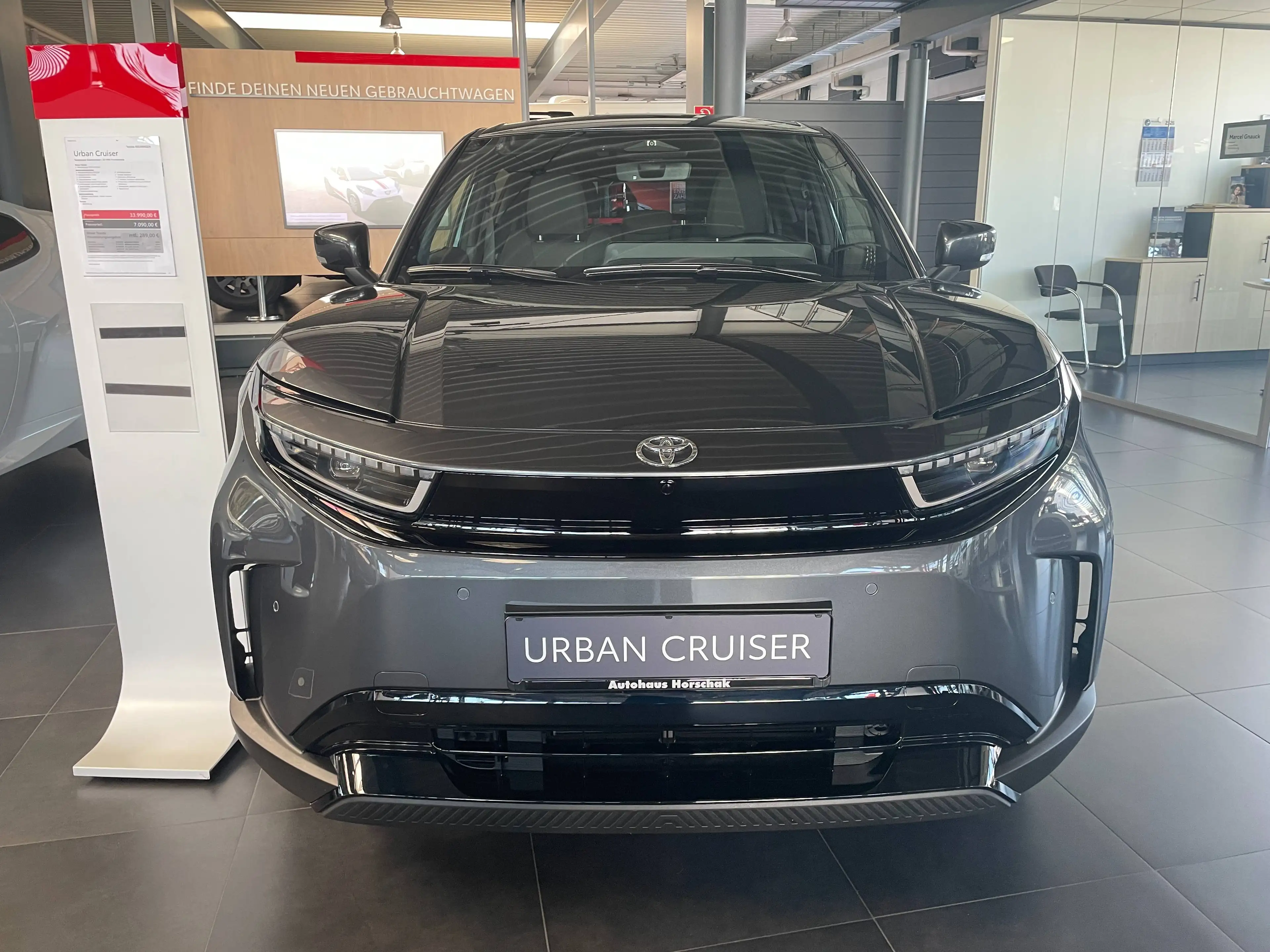 Toyota Urban Cruiser 128 kW FWD Teamplayer — photo 2