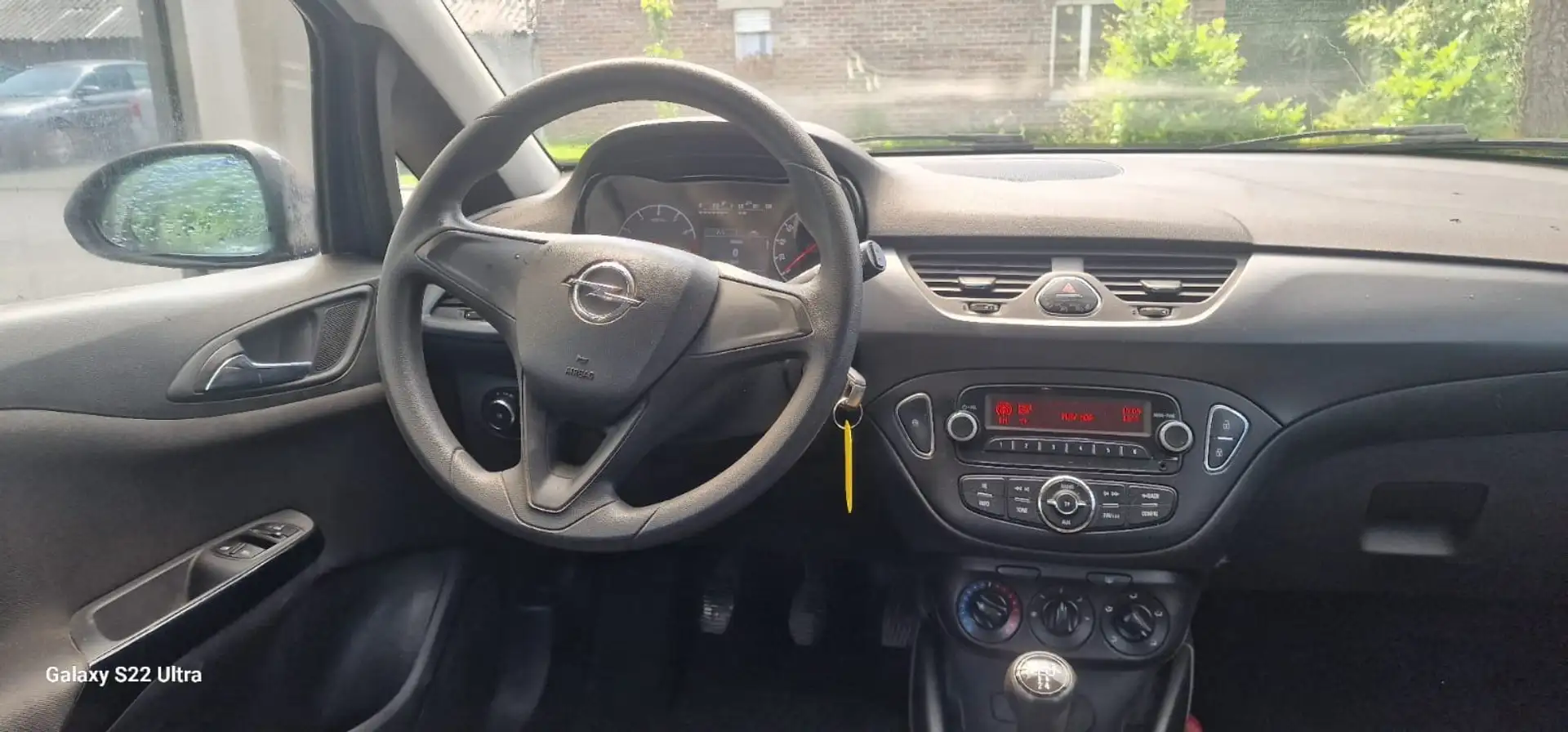 Opel Corsa 1.2i Essentia Bleu - 1