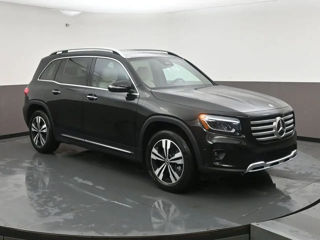 2026 Mercedes-Benz GLB
