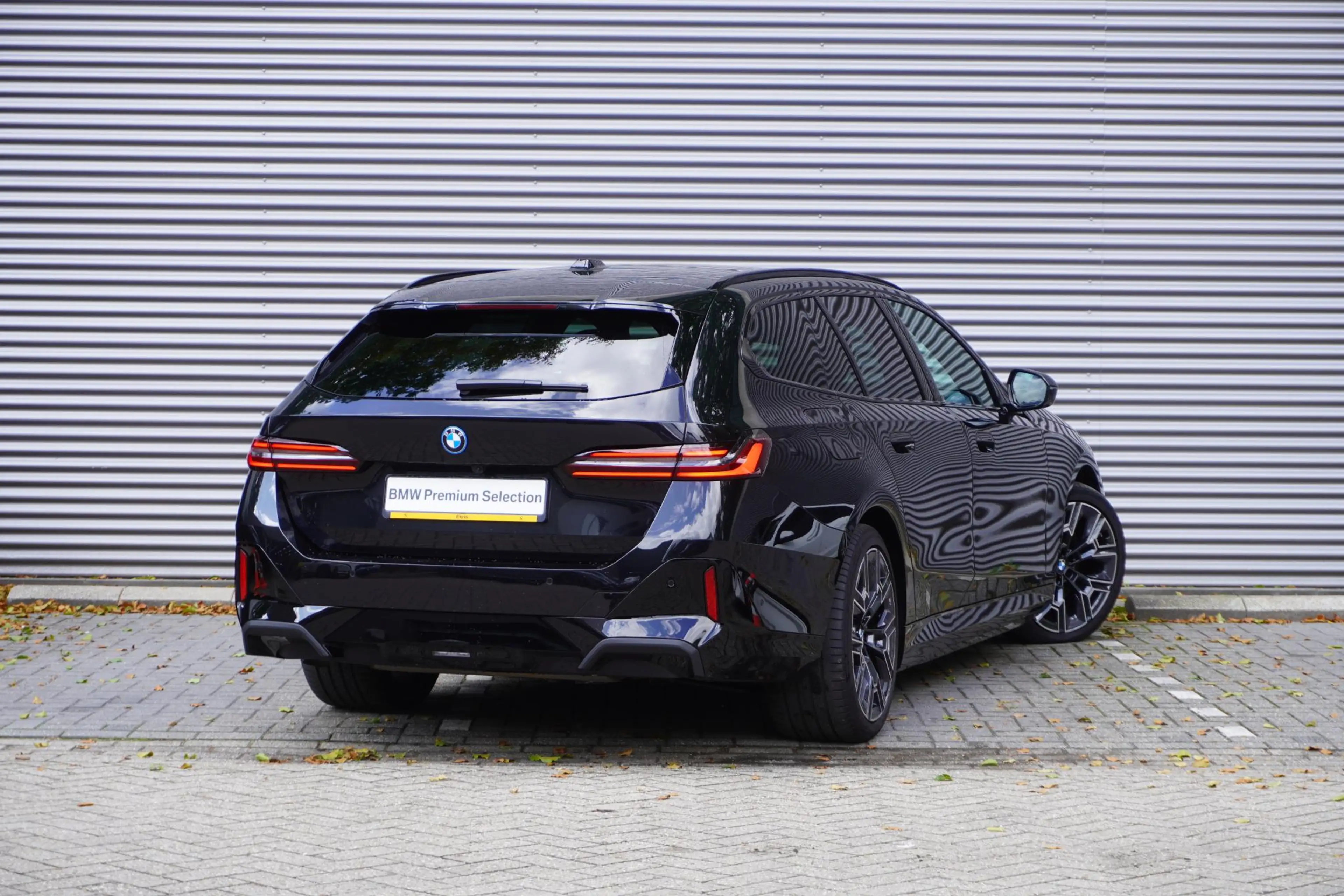 BMW 550 5 Serie 550e xDrive Touring Adaptief M Onderstel P — photo 2
