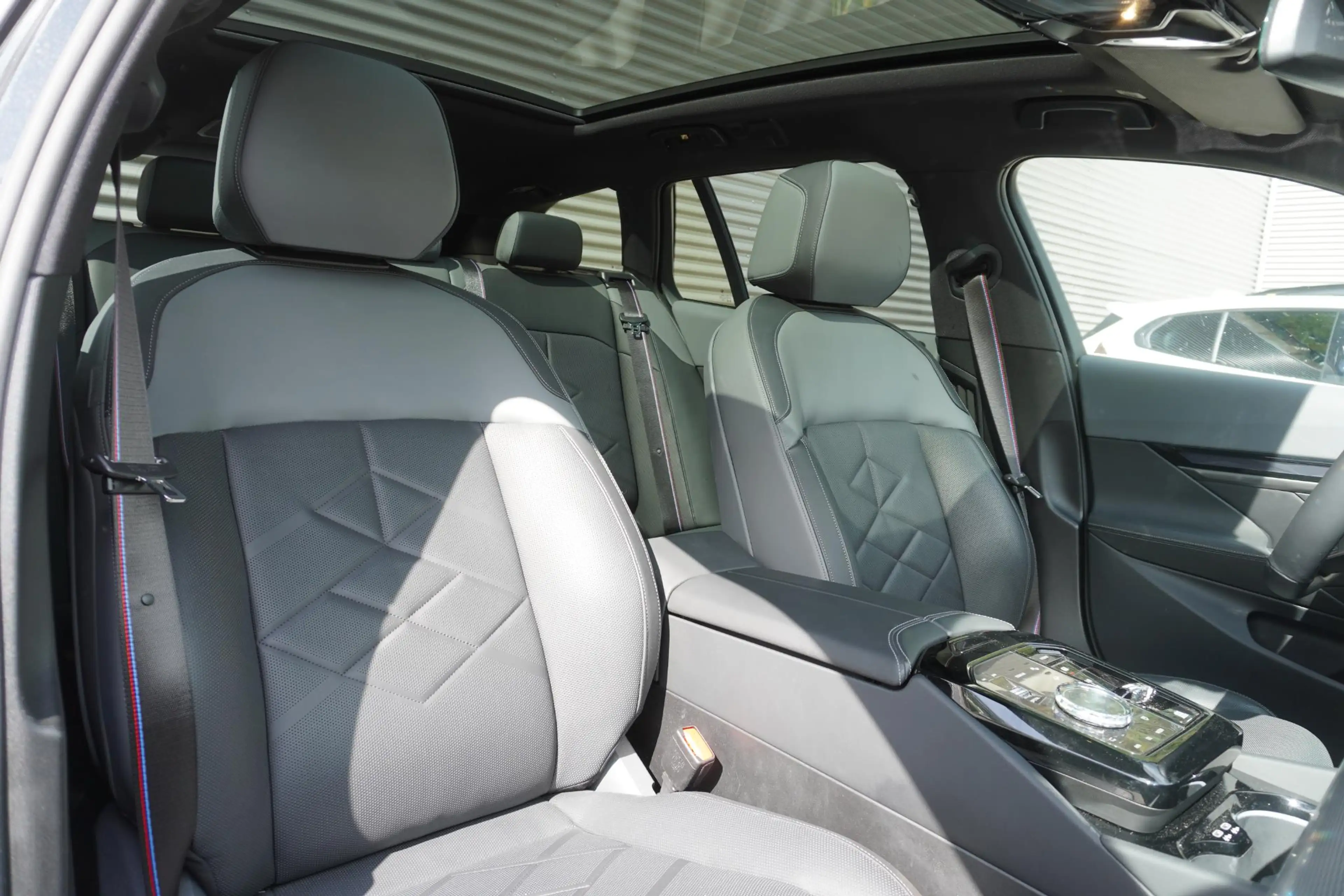 BMW 550 5 Serie 550e xDrive Touring Adaptief M Onderstel P — photo 8