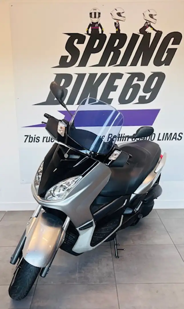 Yamaha X-Max 125 Grigio - 2