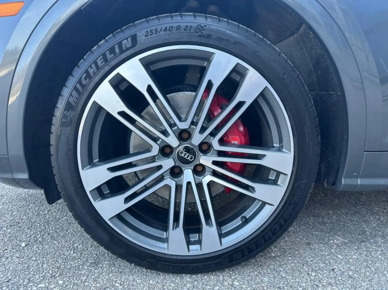 Audi SQ5 снимка Audi SQ5