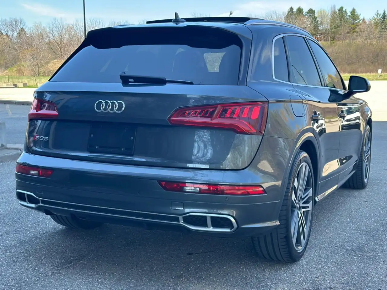 Audi SQ5 снимка Audi SQ5