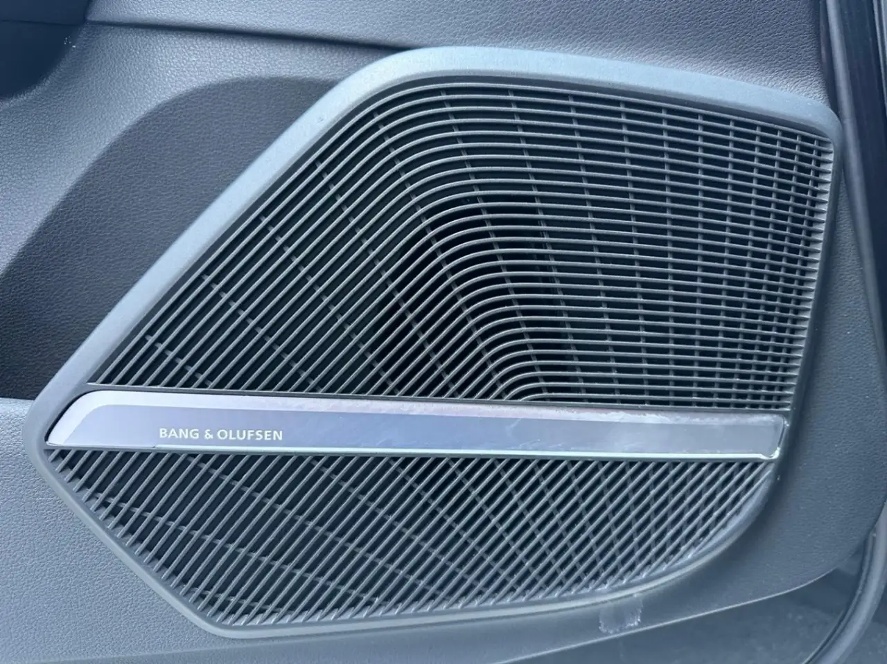 Audi SQ5 снимка Audi SQ5
