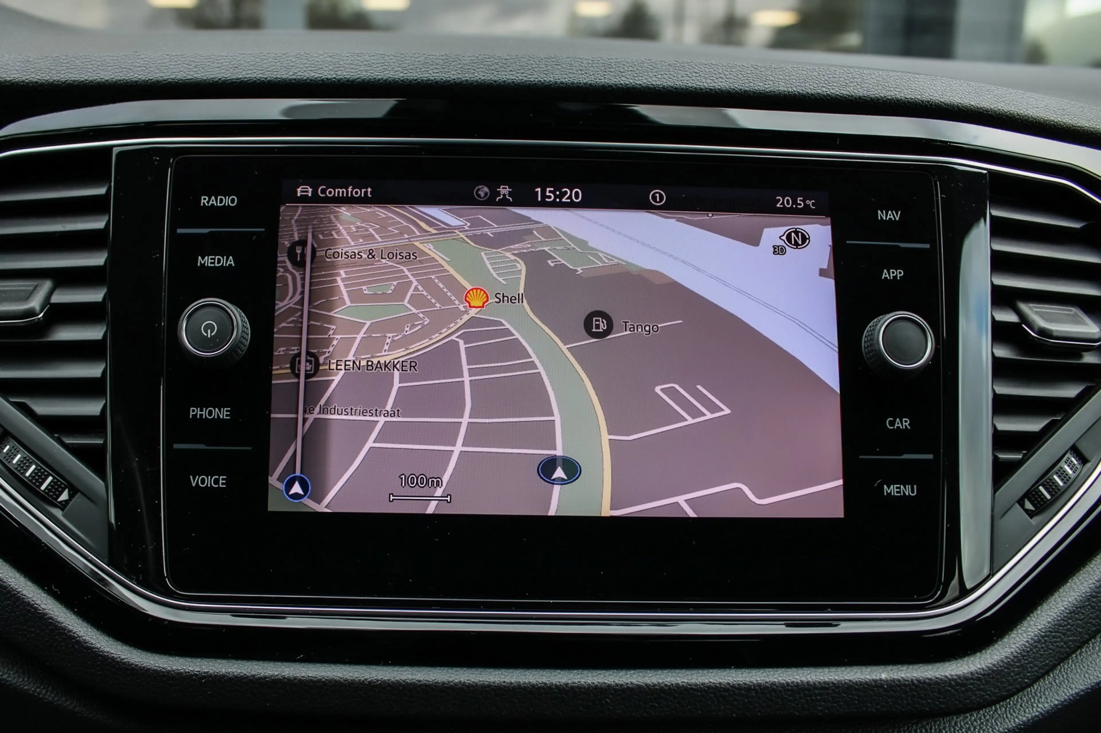 Volkswagen T-Roc 2.0 TSI 4Motion R PANO NAVI CAMERA LEER — photo 9