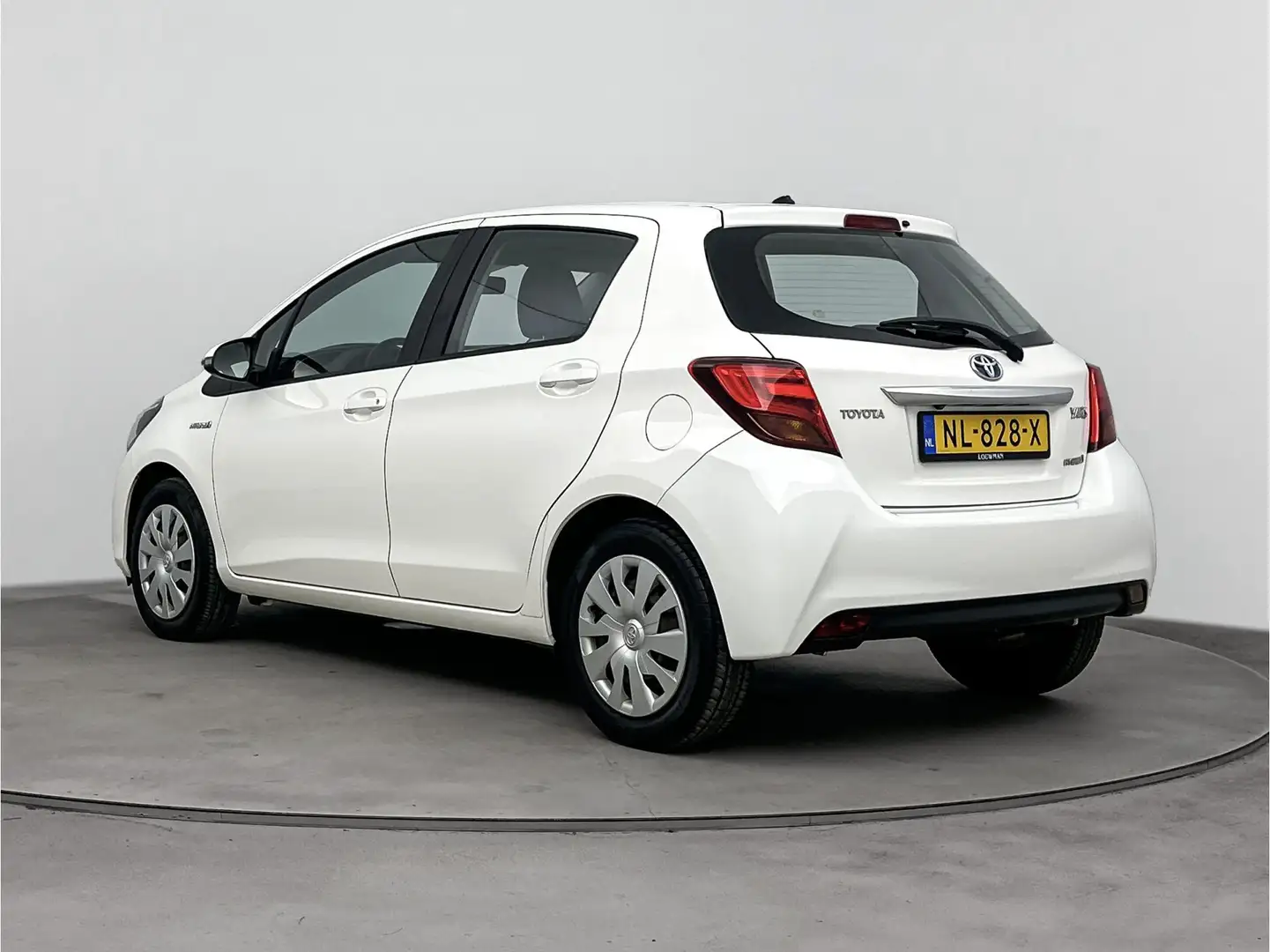 Toyota Yaris 1.5 Hybrid Lease Limited | Climate Control | Autom Blanco - 2