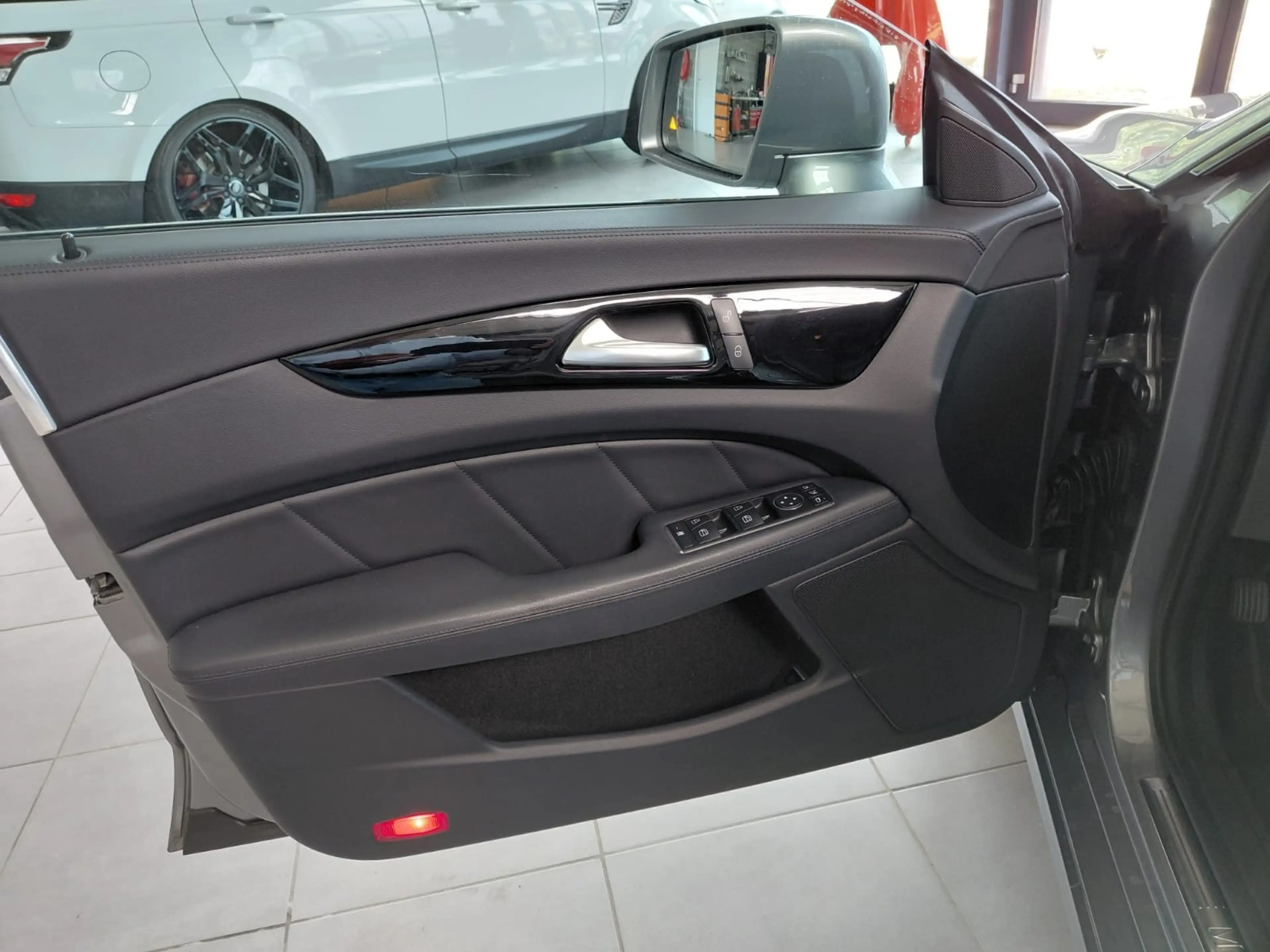 Mercedes-Benz CLS 250 CLS 250 CDI BE — photo 9
