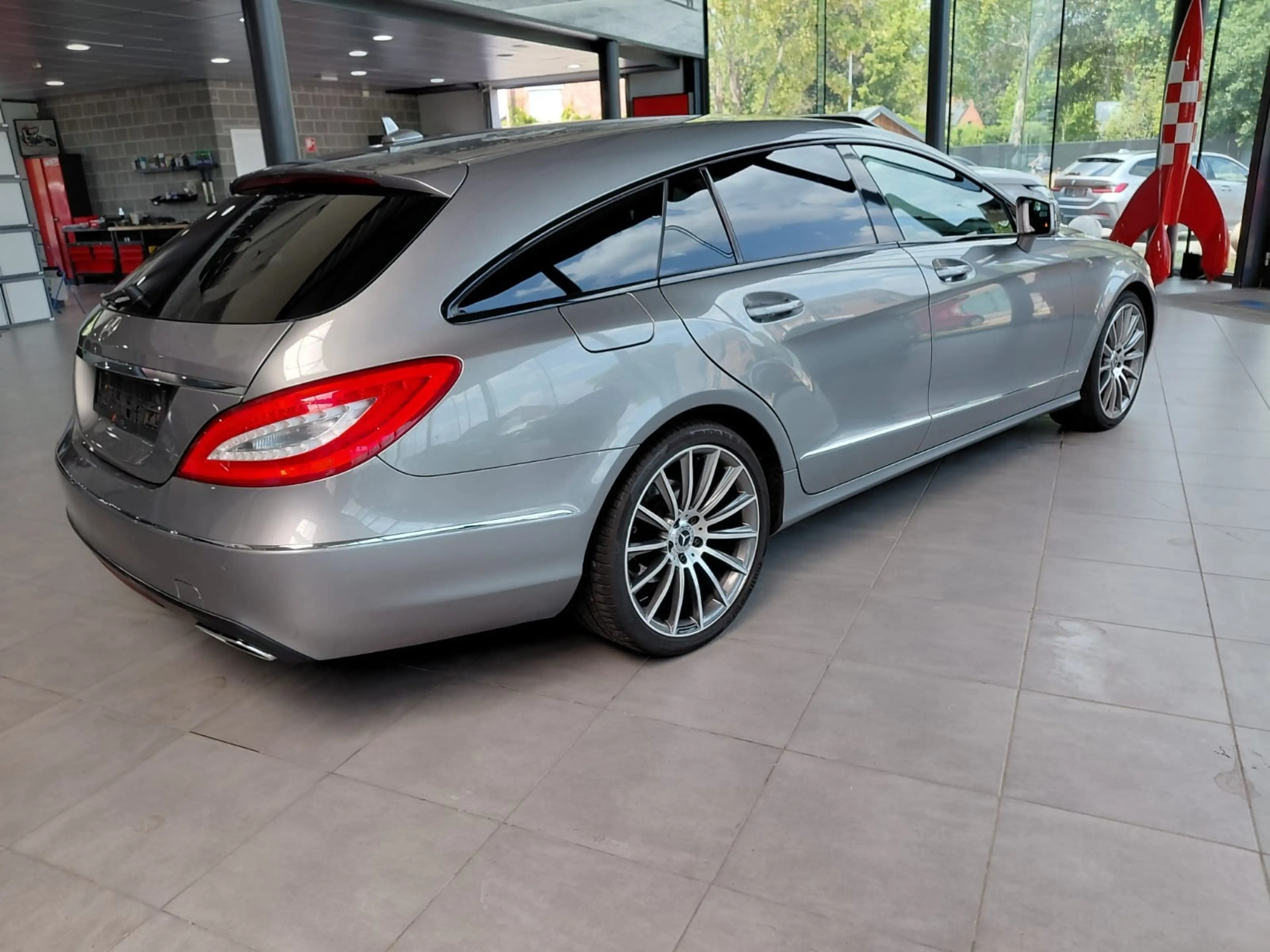 Mercedes-Benz CLS 250 CLS 250 CDI BE — photo 4