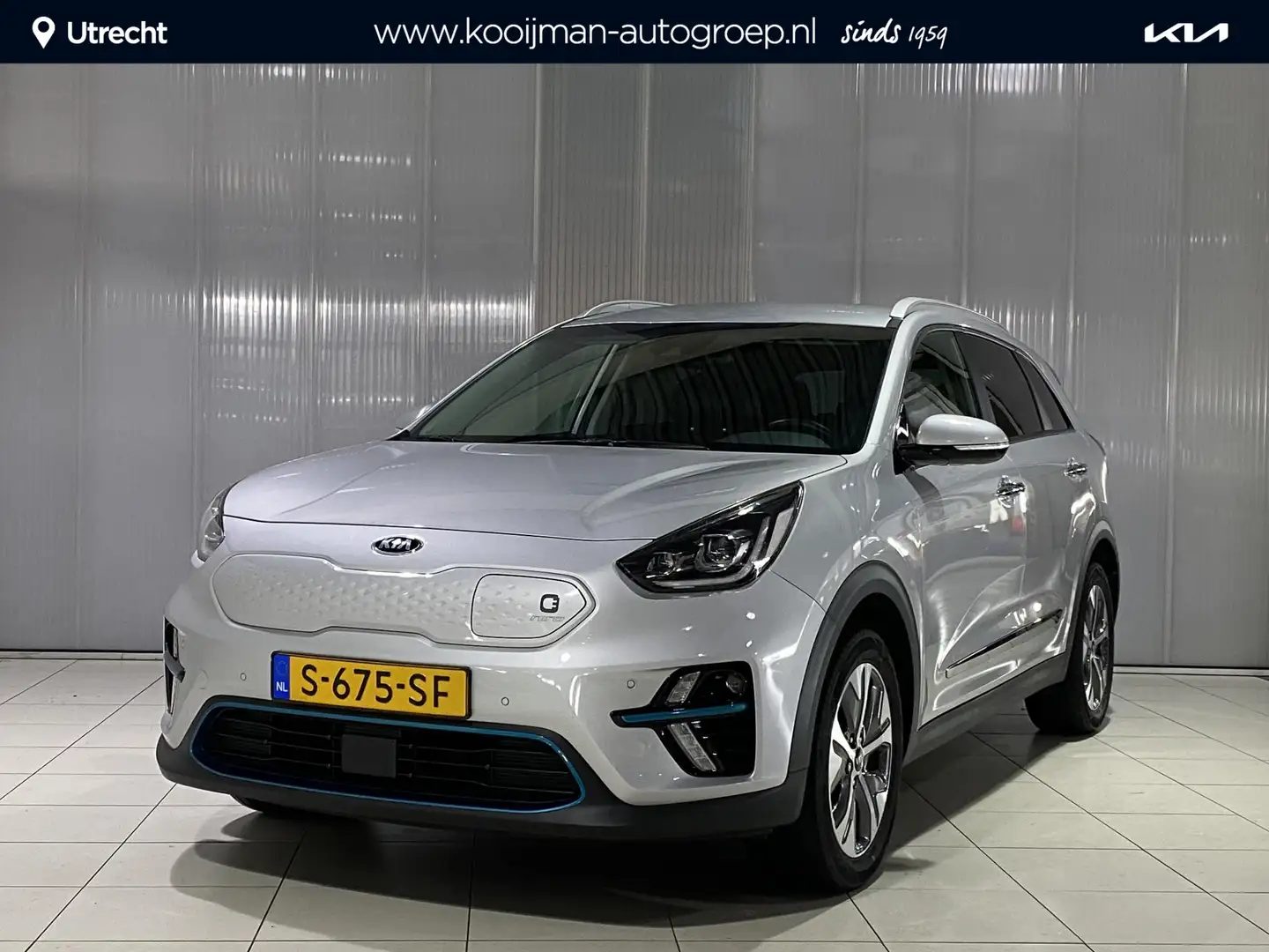Kia e-Niro ExecutiveLine 64 kWh FABRIEKSGARANTIE T/M 09-2027 Gris - 1