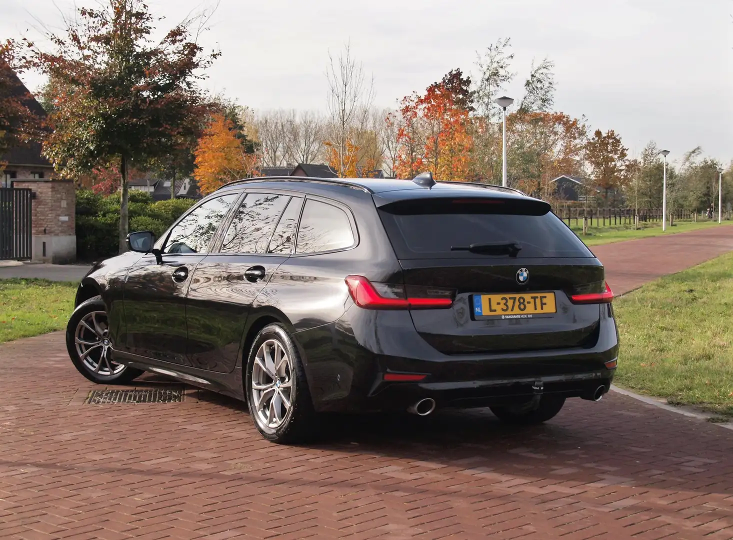 BMW 318 3-serie Touring 318i Executive Edition | Camera | Noir - 2