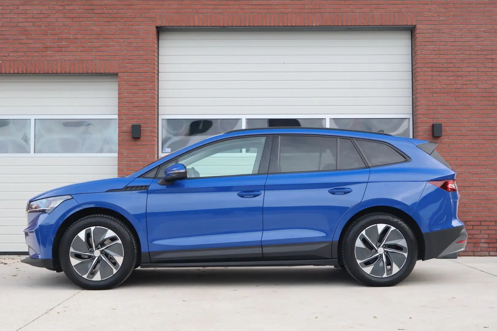 Skoda Enyaq 50 Sport velgen 19 inch - half leder - 3 zone clim Blauw - 2
