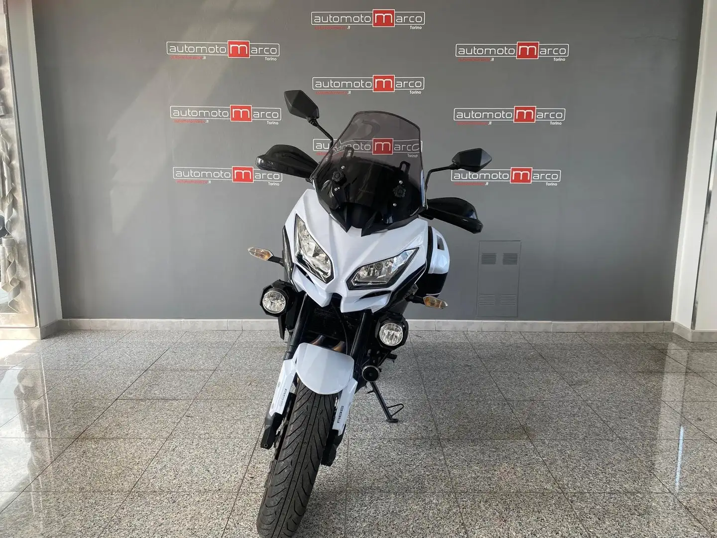 Kawasaki Versys 650 Tourer Alb - 2