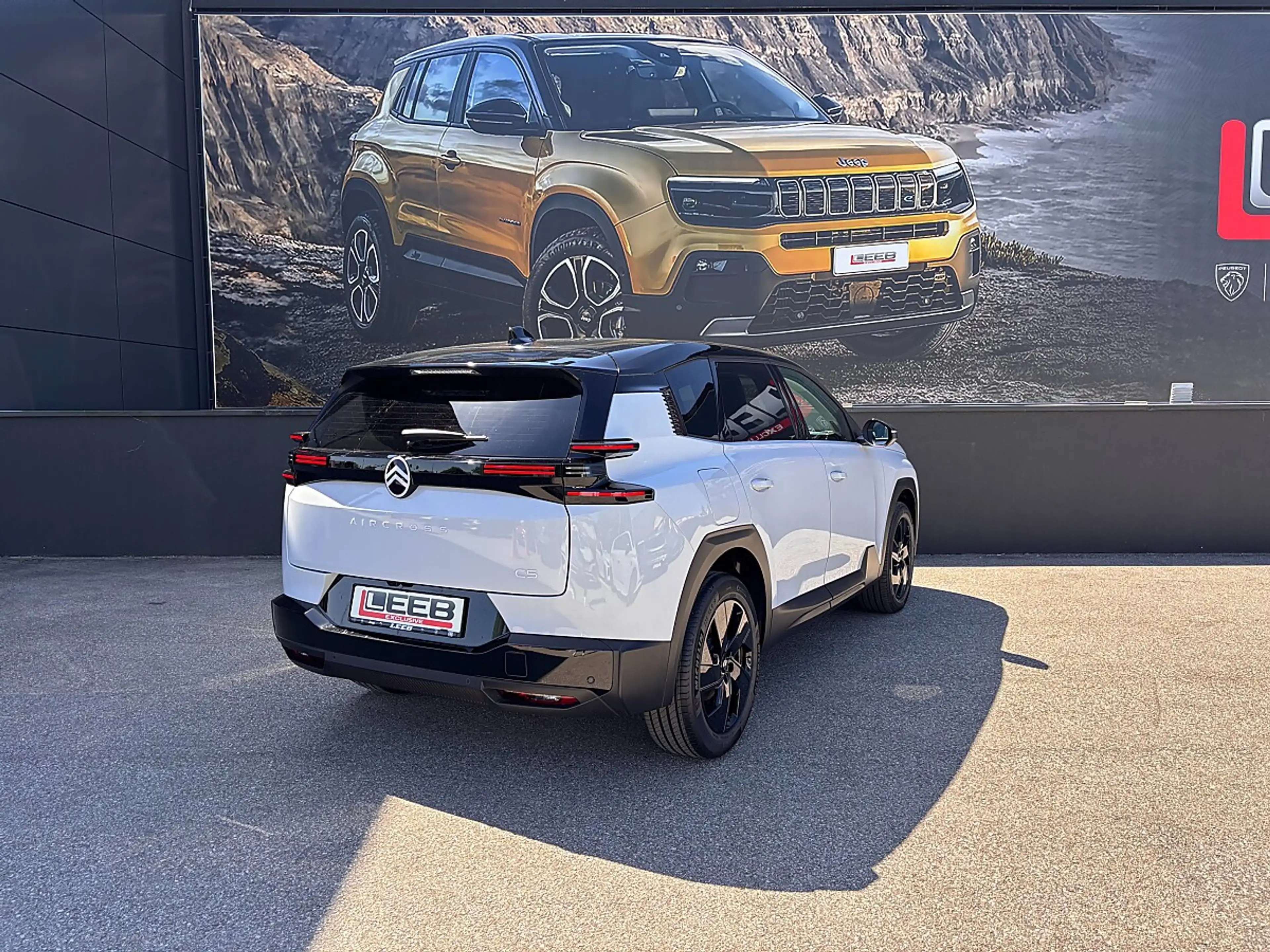 Citroen C5 Aircross mHEV 145 Max Aut. inkl. Stoff Hype Blue,... — photo 4