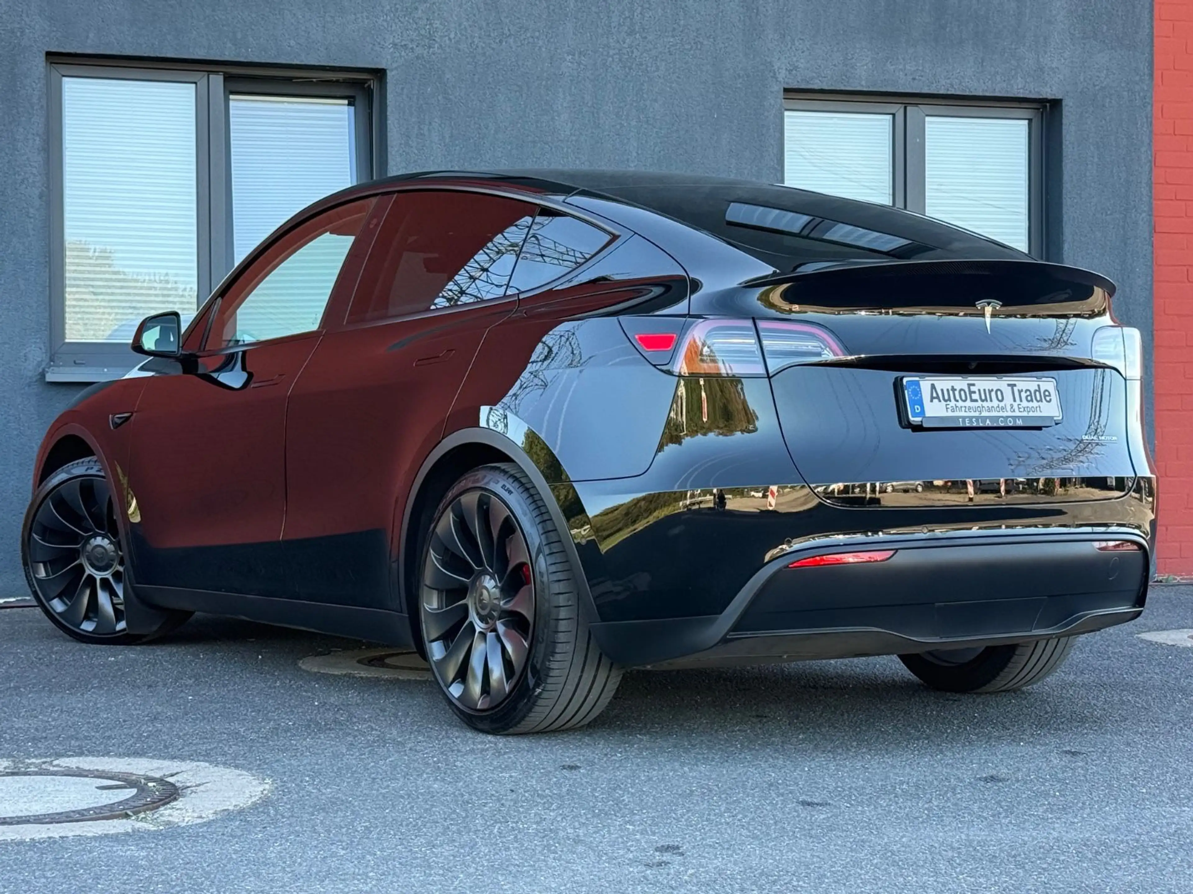 Tesla Model Y Performance Dual AWD SOH 92,8% — photo 9