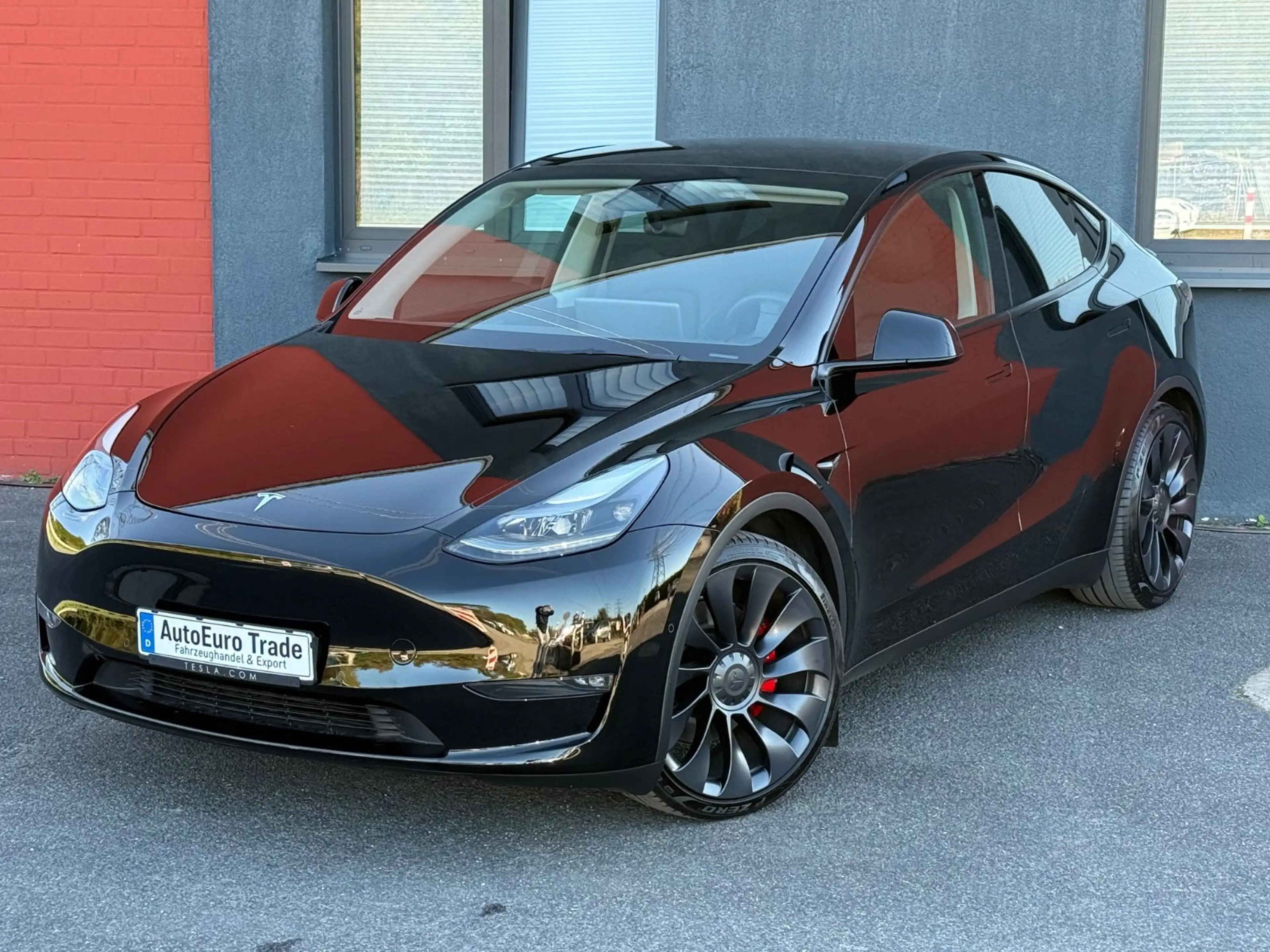 Tesla Model Y Performance Dual AWD SOH 92,8% — photo 4