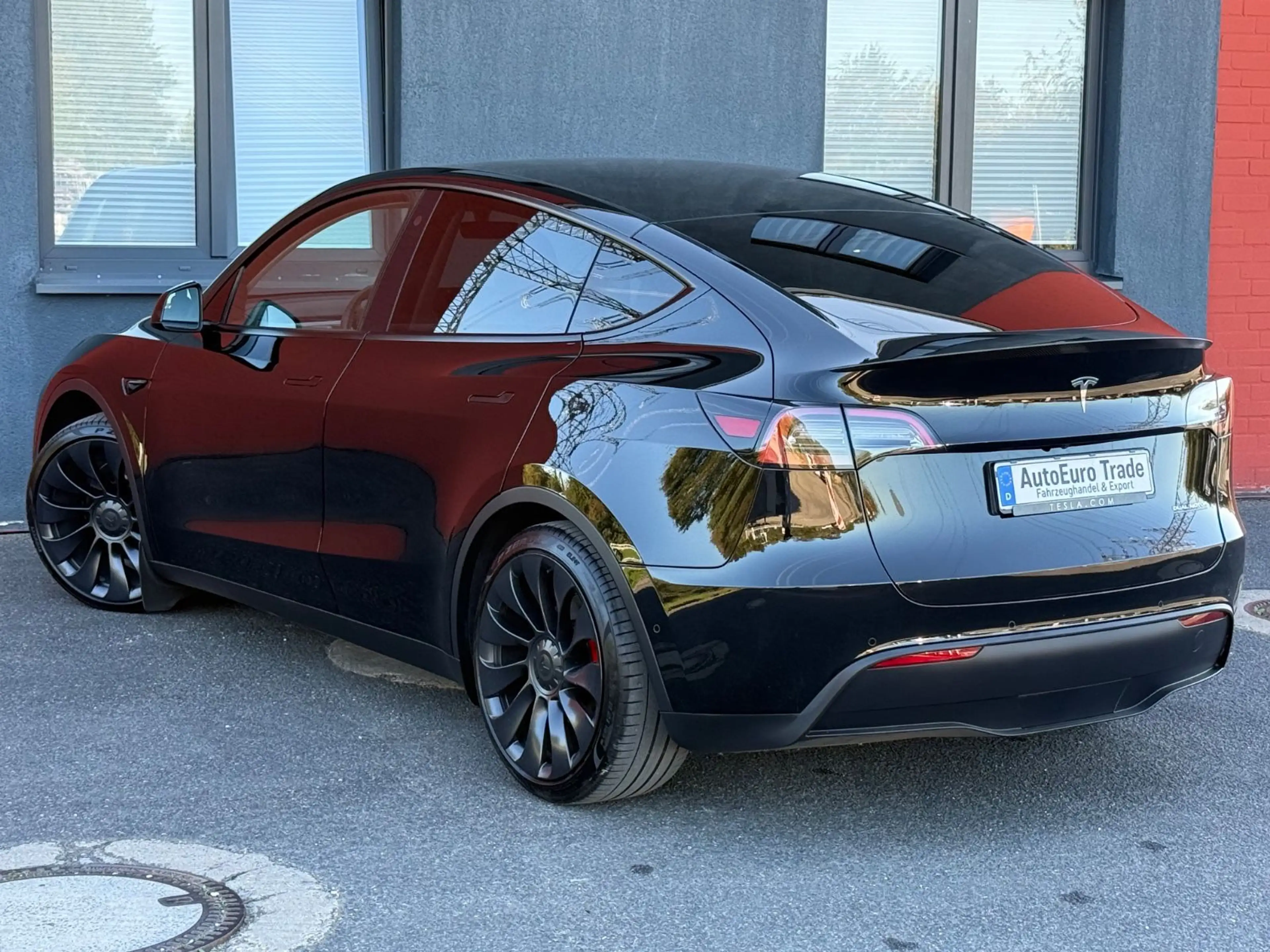 Tesla Model Y Performance Dual AWD SOH 92,8% — photo 10