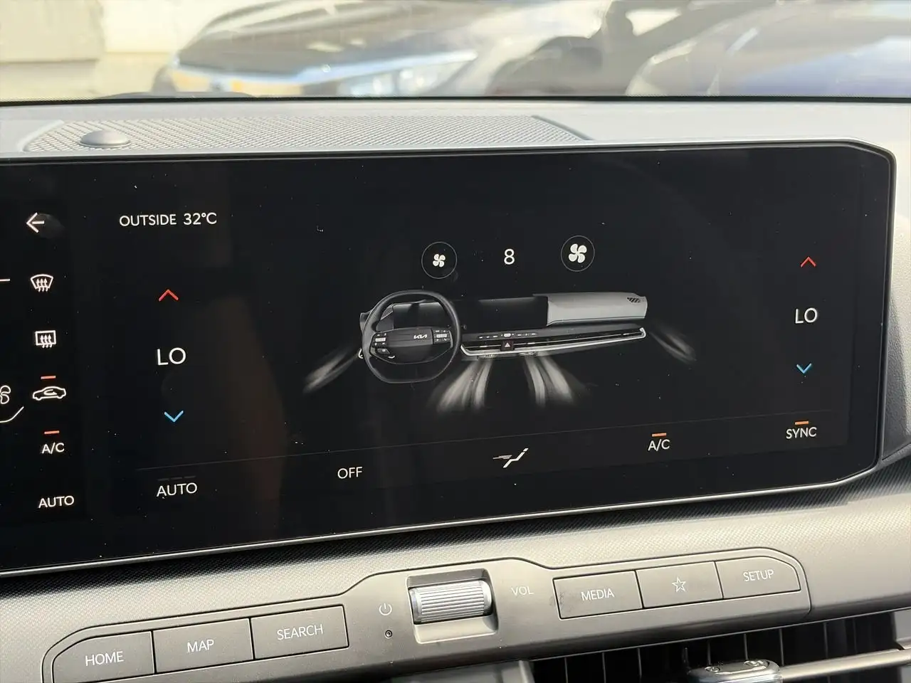 Kia K4 снимка Kia K4