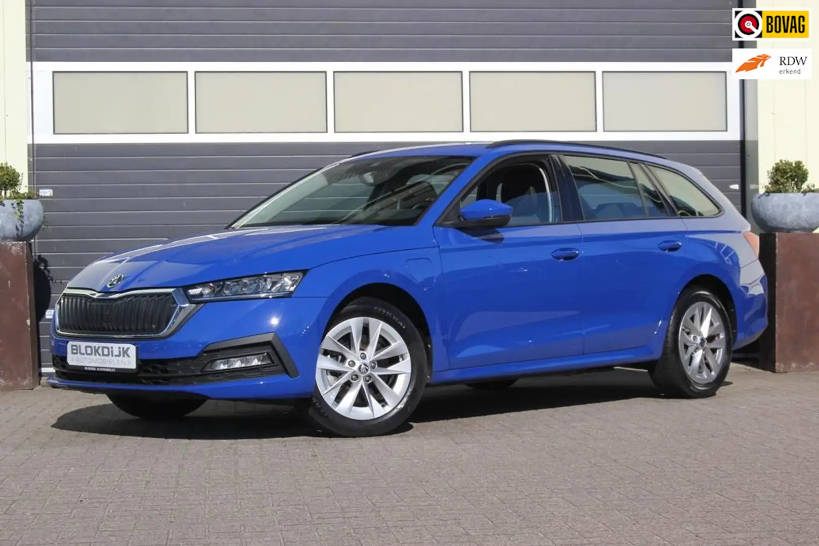 Skoda Octavia Combi 1.4 TSI iV Ambition | Carplay | Bleu - 1