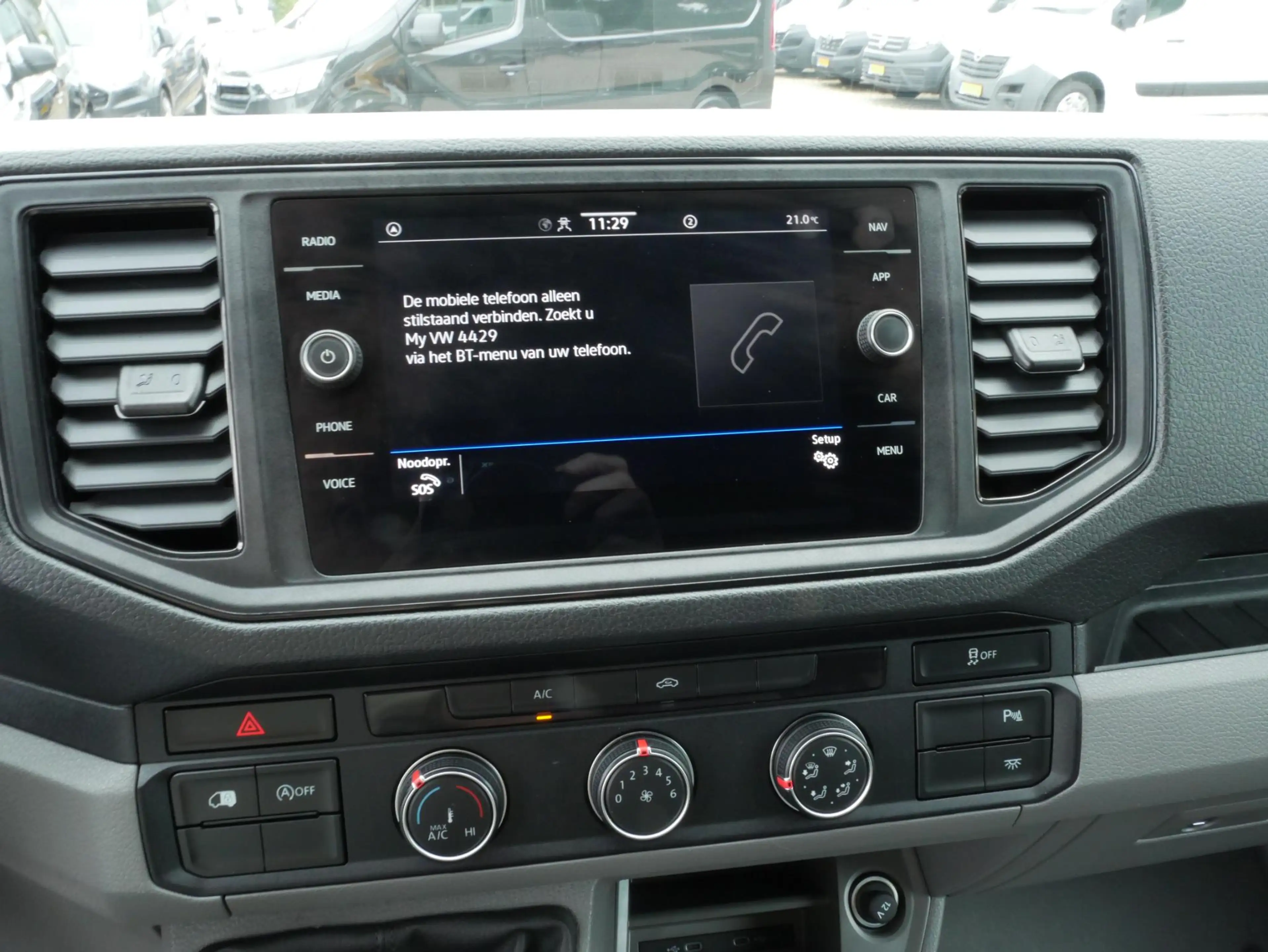 Volkswagen Crafter 2.0 TDI 140PK L3H3 Airco Camera Imperiaal Trekhaak — photo 17