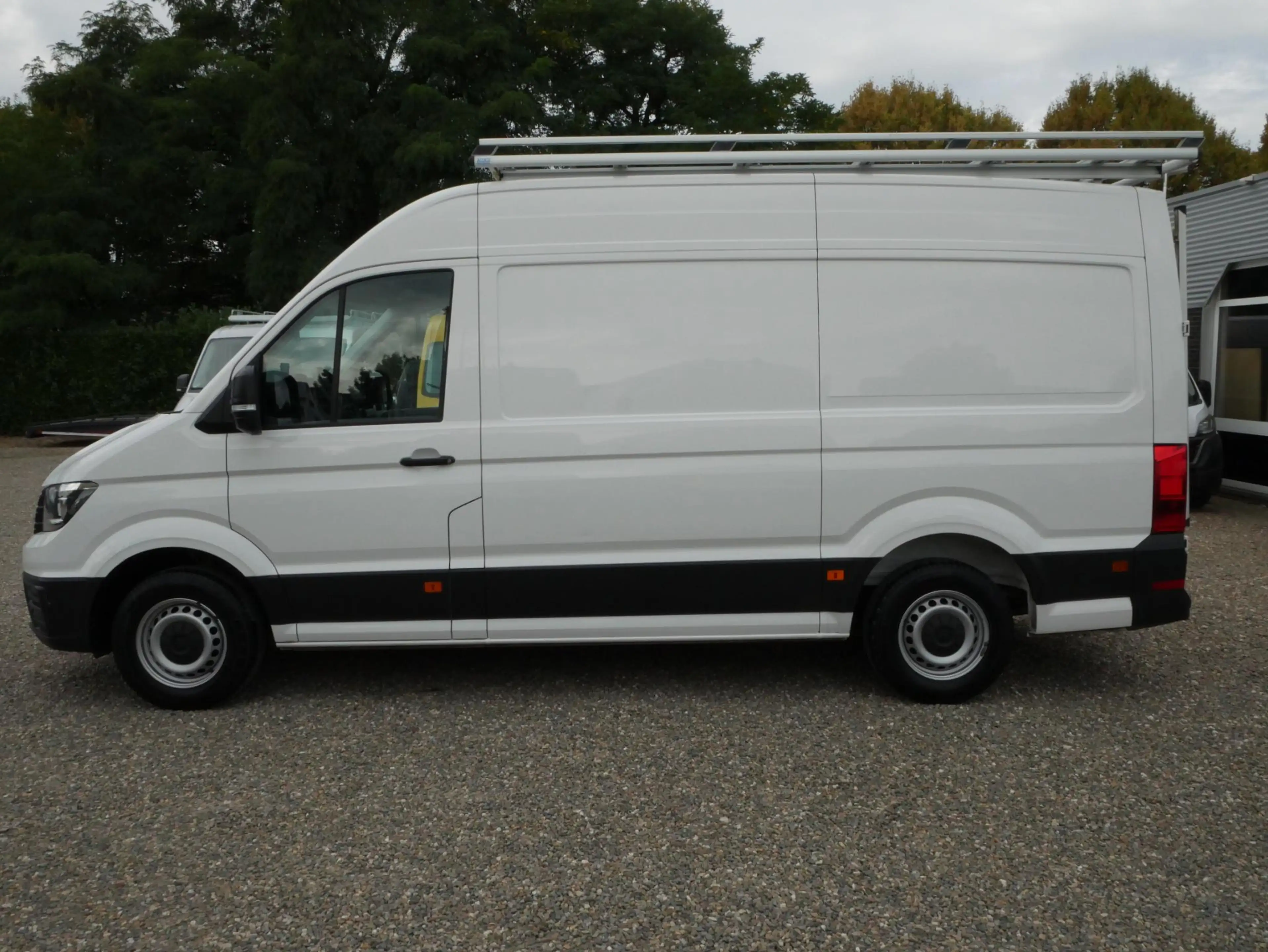 Volkswagen Crafter 2.0 TDI 140PK L3H3 Airco Camera Imperiaal Trekhaak — photo 6