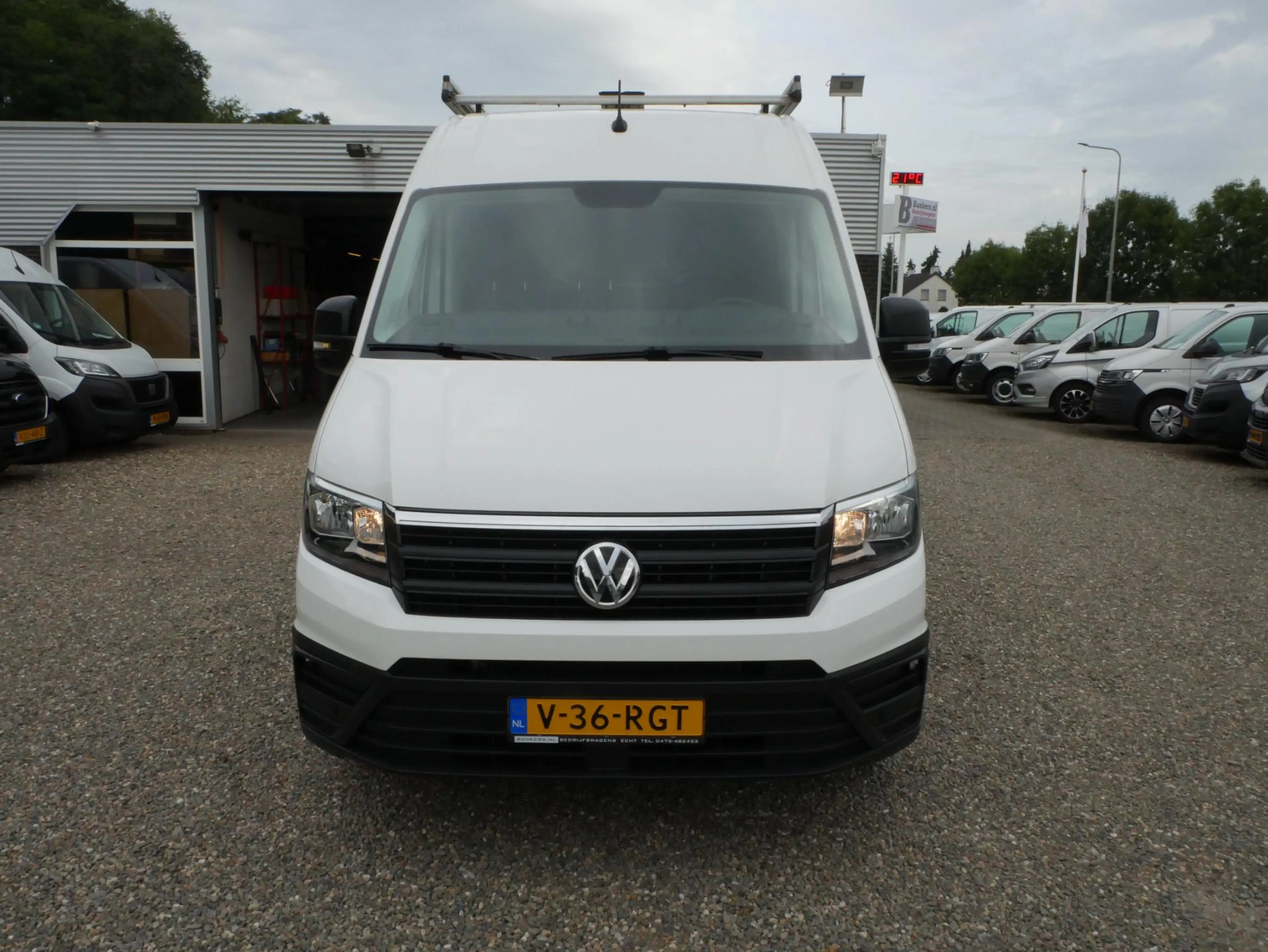 Volkswagen Crafter 2.0 TDI 140PK L3H3 Airco Camera Imperiaal Trekhaak — photo 8