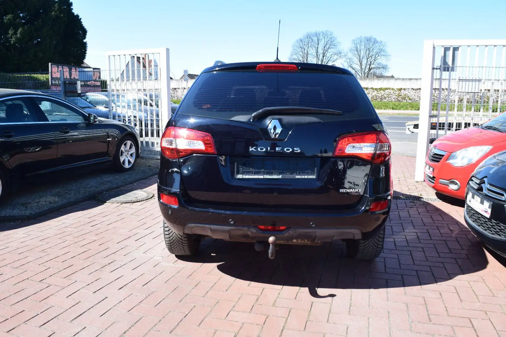 Renault Koleos AHK., TÜV NEU;KLIMAAUTOMATIK, 4 X 4, PDC Black - 2