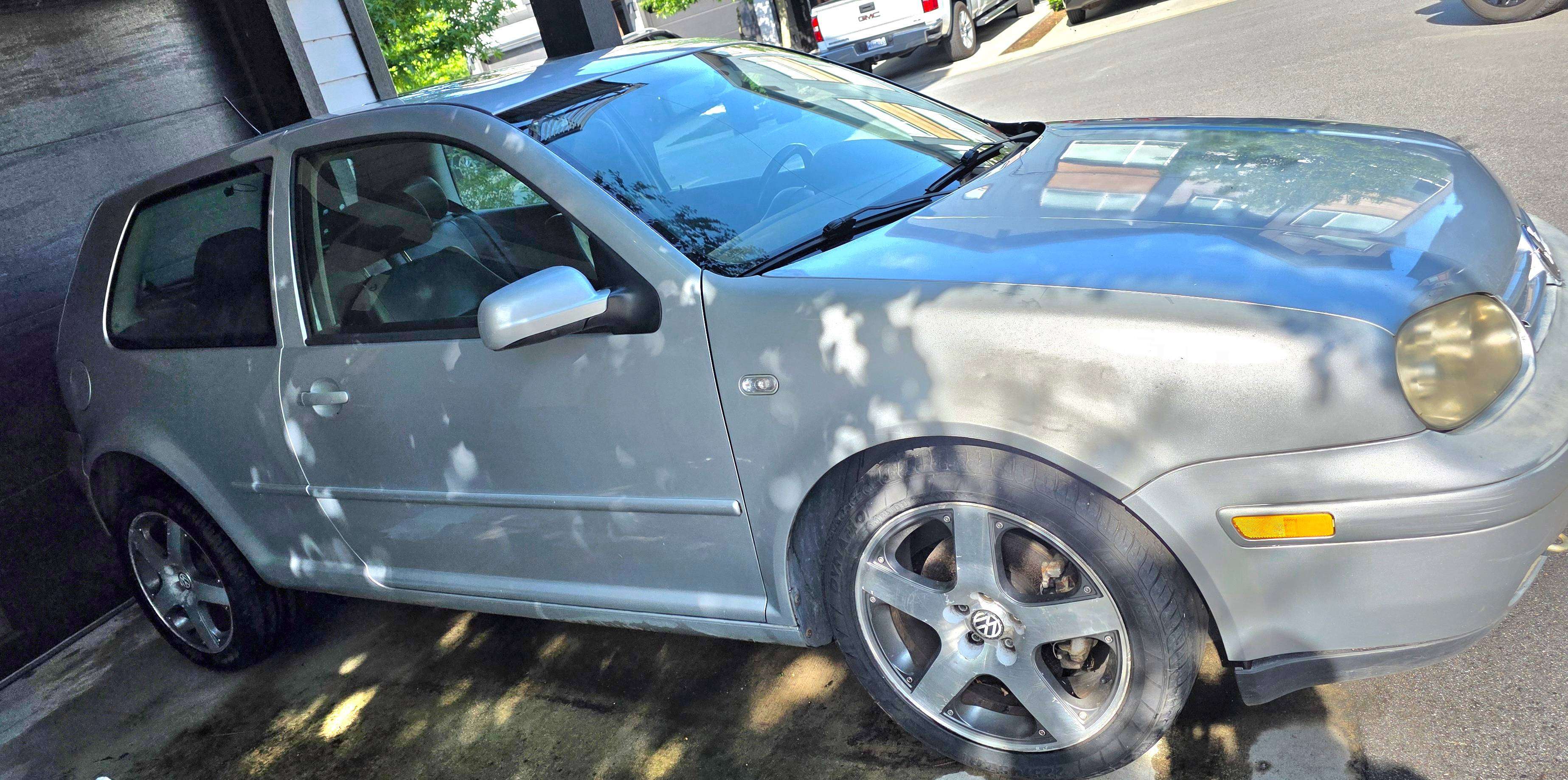2002 Volkswagen Golf GTI 2002 Mk4 Golf 1.8L Turbo GTI 2 door alt 2