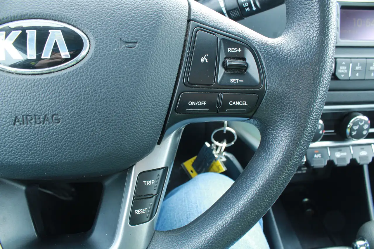 Kia Rio снимка Kia Rio