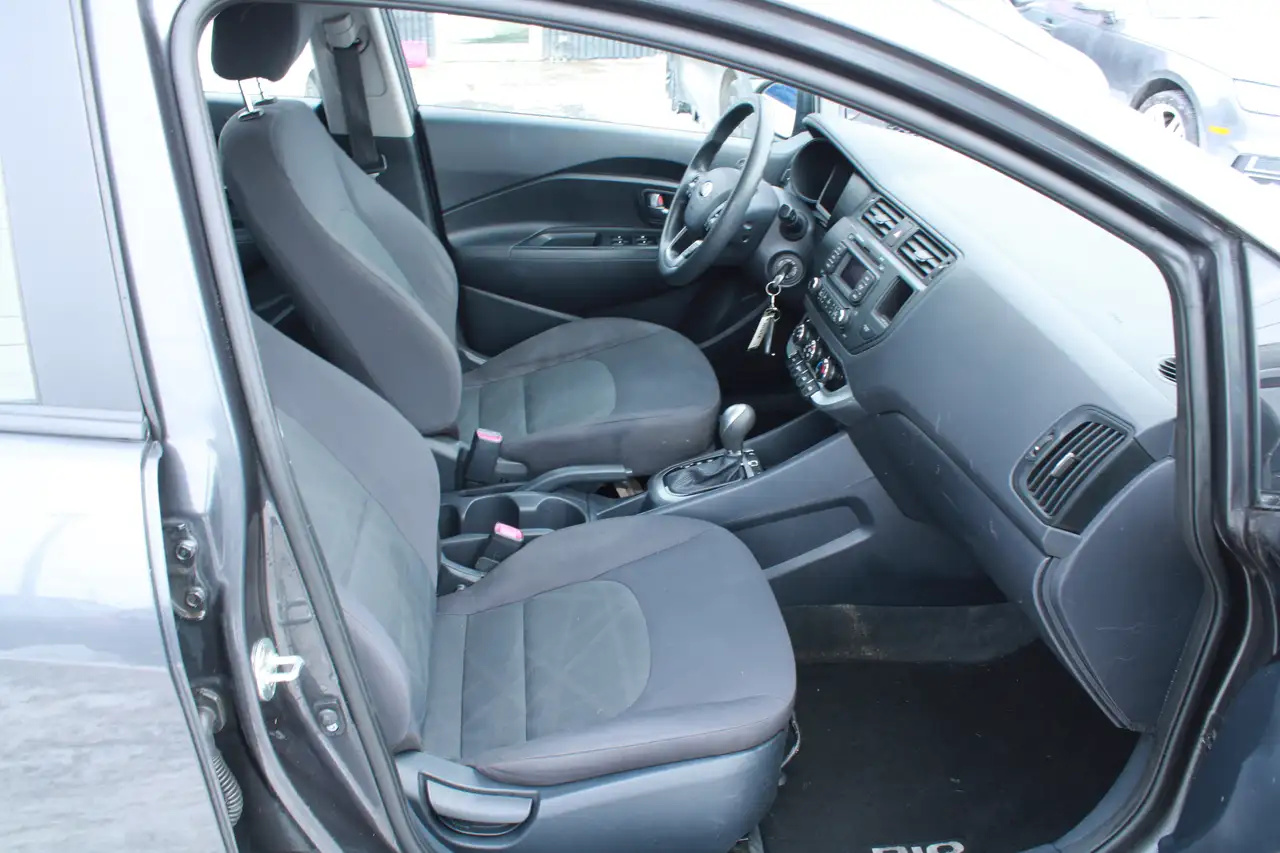 Kia Rio снимка Kia Rio