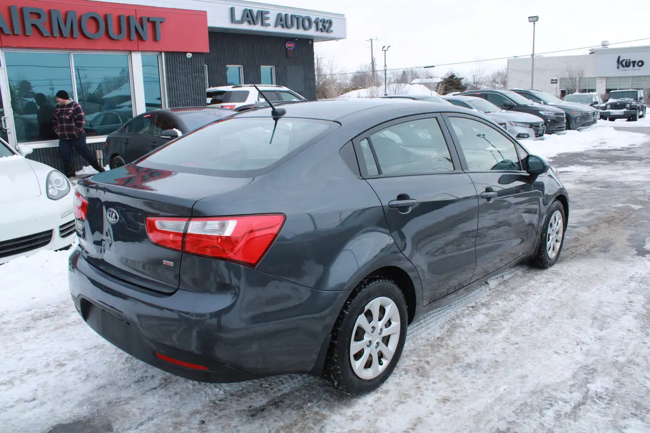 Kia Rio снимка Kia Rio