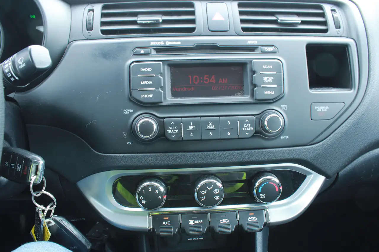 Kia Rio снимка Kia Rio
