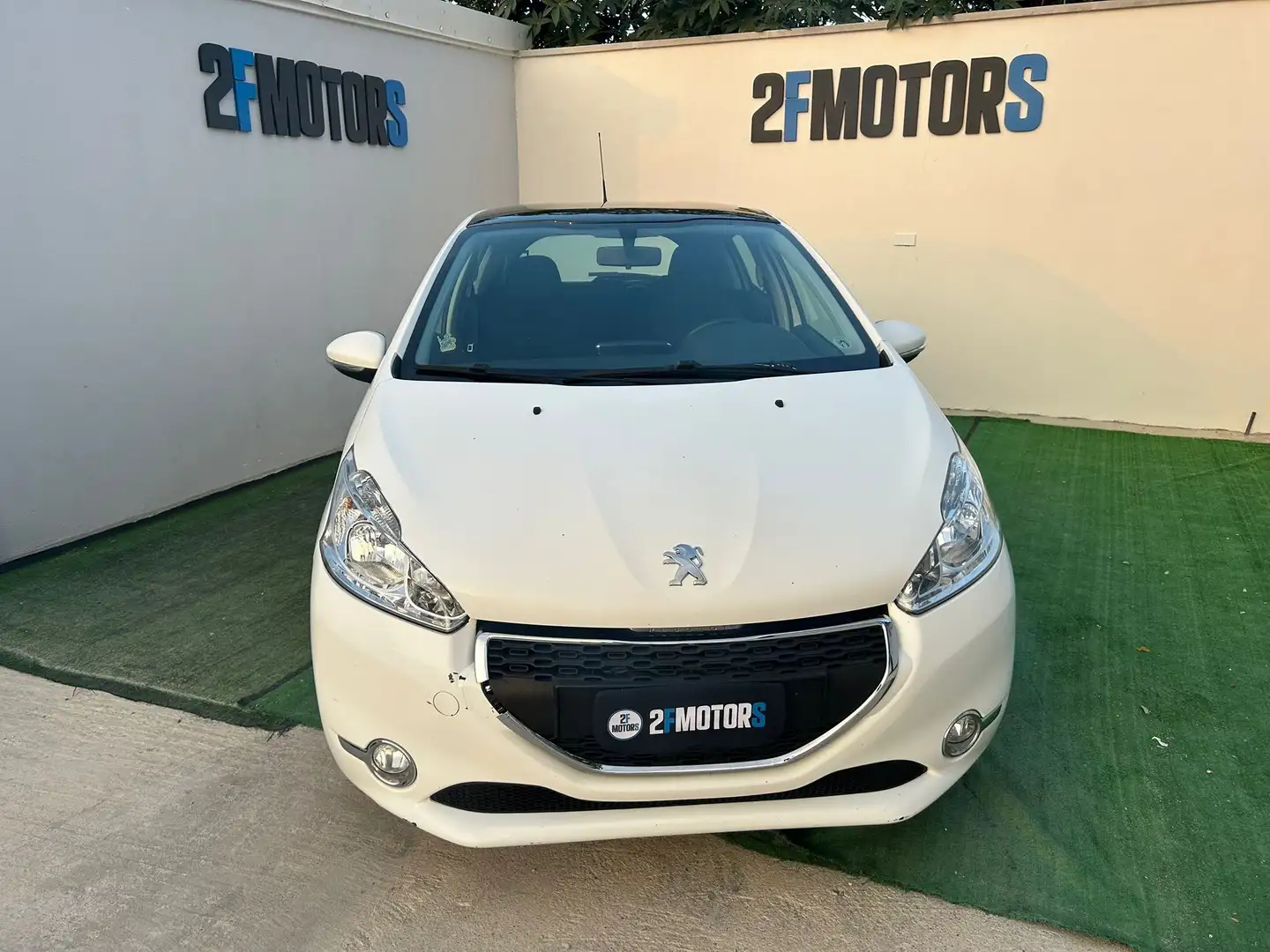 Peugeot 208 1.4 hdi 8v Allure Blanc - 2