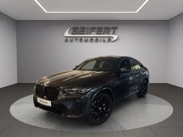 BMW X4 xDrive30d M Sport I AHK I PANO I Standheizung