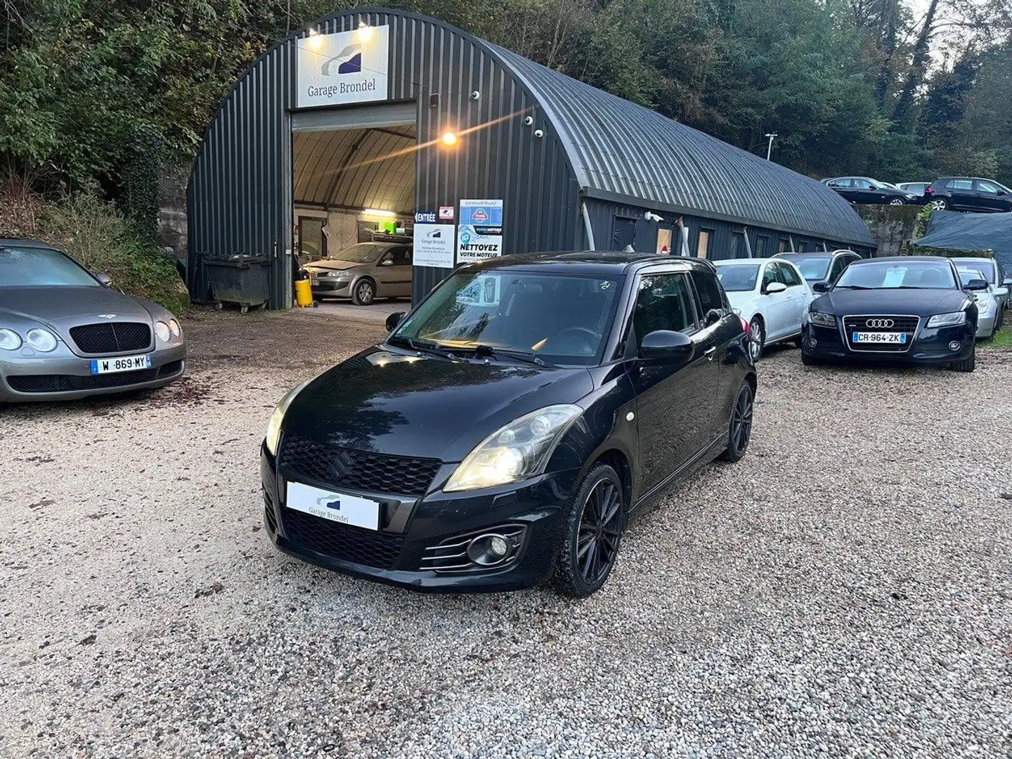Suzuki Swift Sport 1.6 VVT-I 136cv Noir - 1