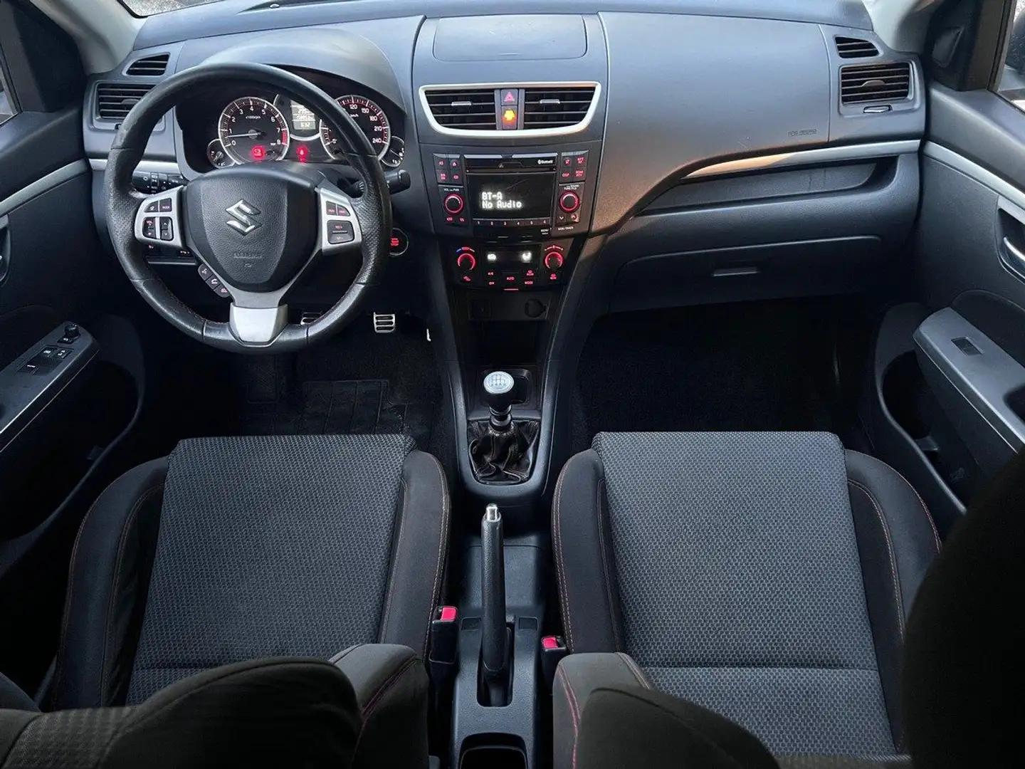 Suzuki Swift Sport 1.6 VVT-I 136cv Noir - 2