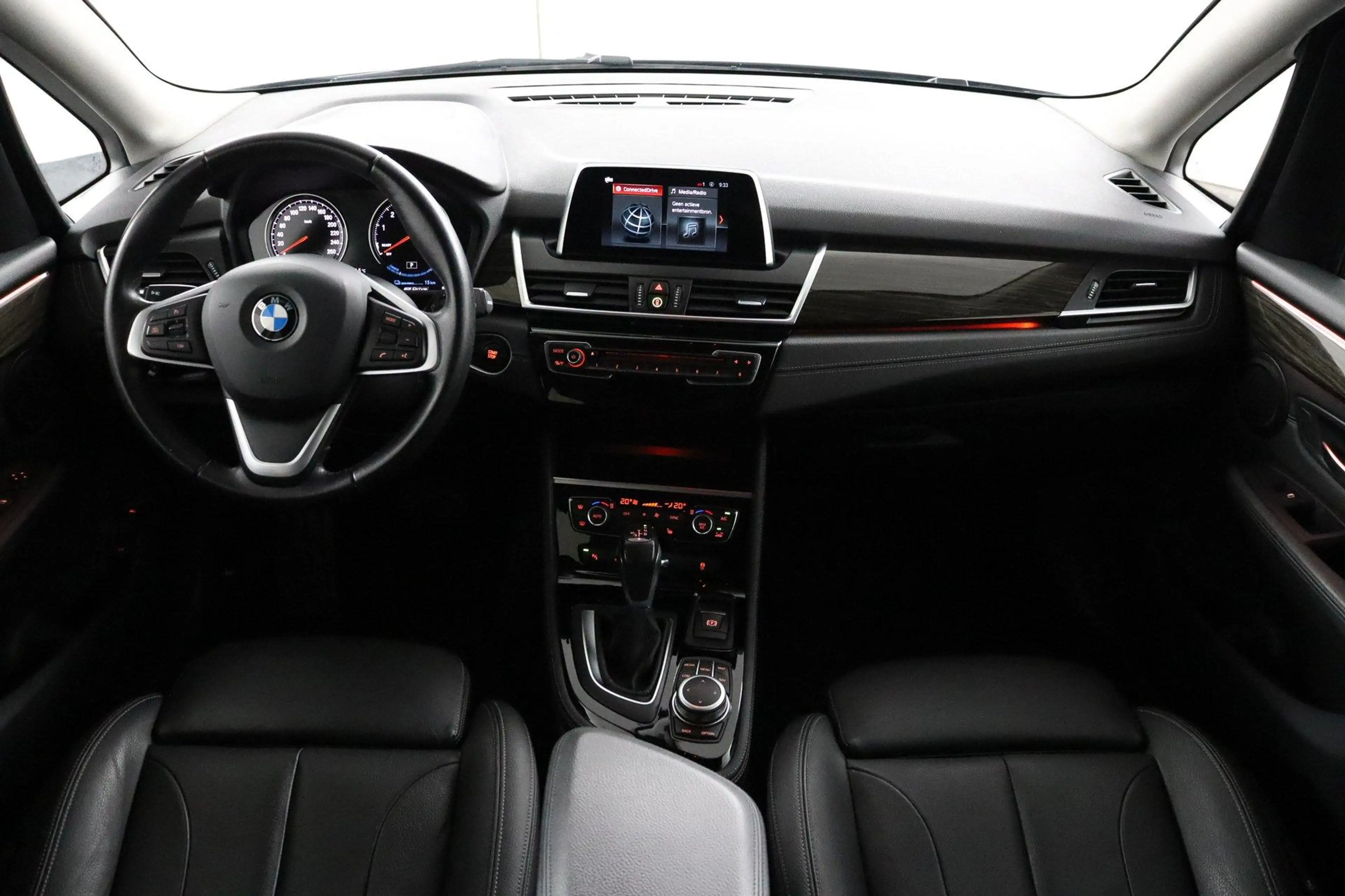 BMW 225 2-serie Active Tourer 225xe iPerformance | Cruise — photo 4