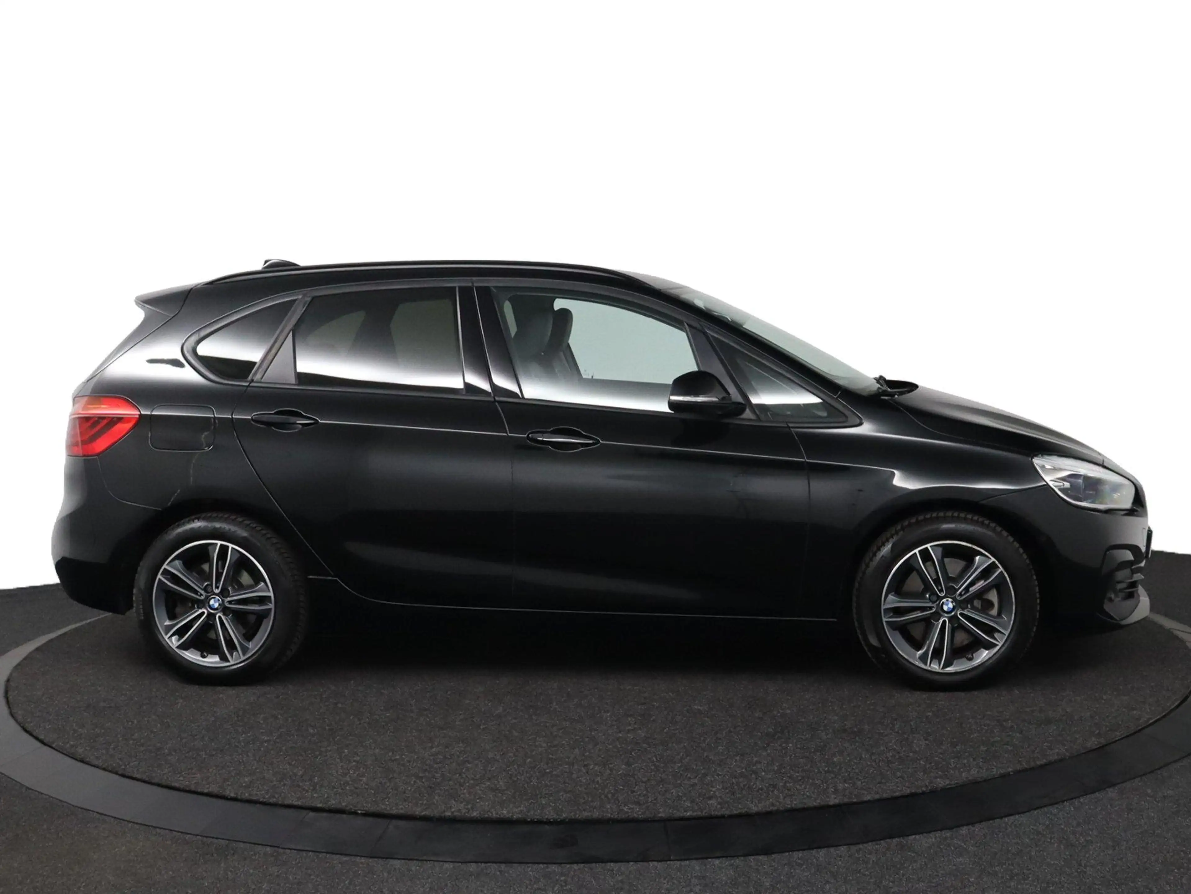 BMW 225 2-serie Active Tourer 225xe iPerformance | Cruise — photo 11