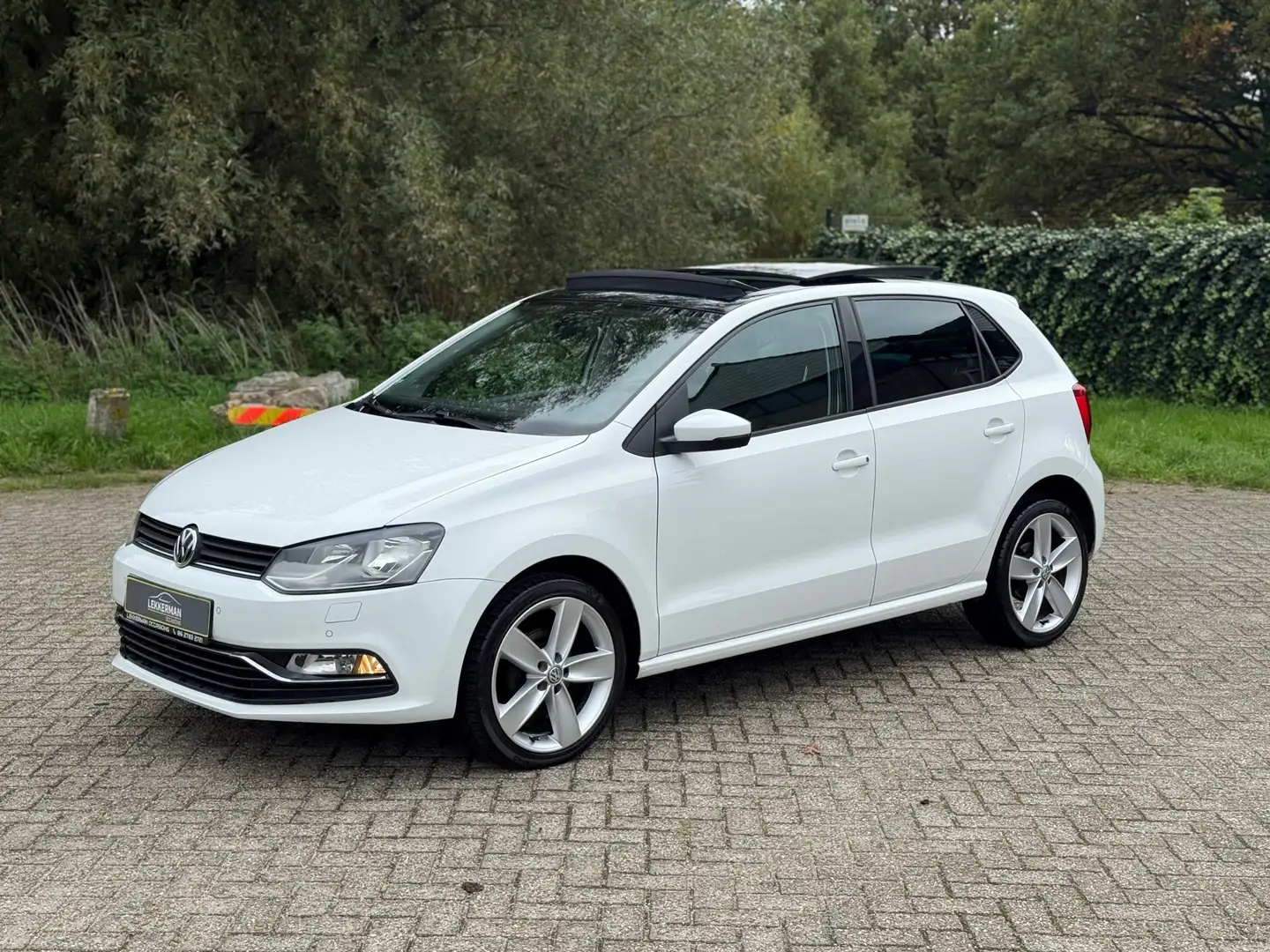 Volkswagen Polo 1.2 TSI Highline PANO I CRUISE I PDC I ZEER MOOI I Blanc - 1