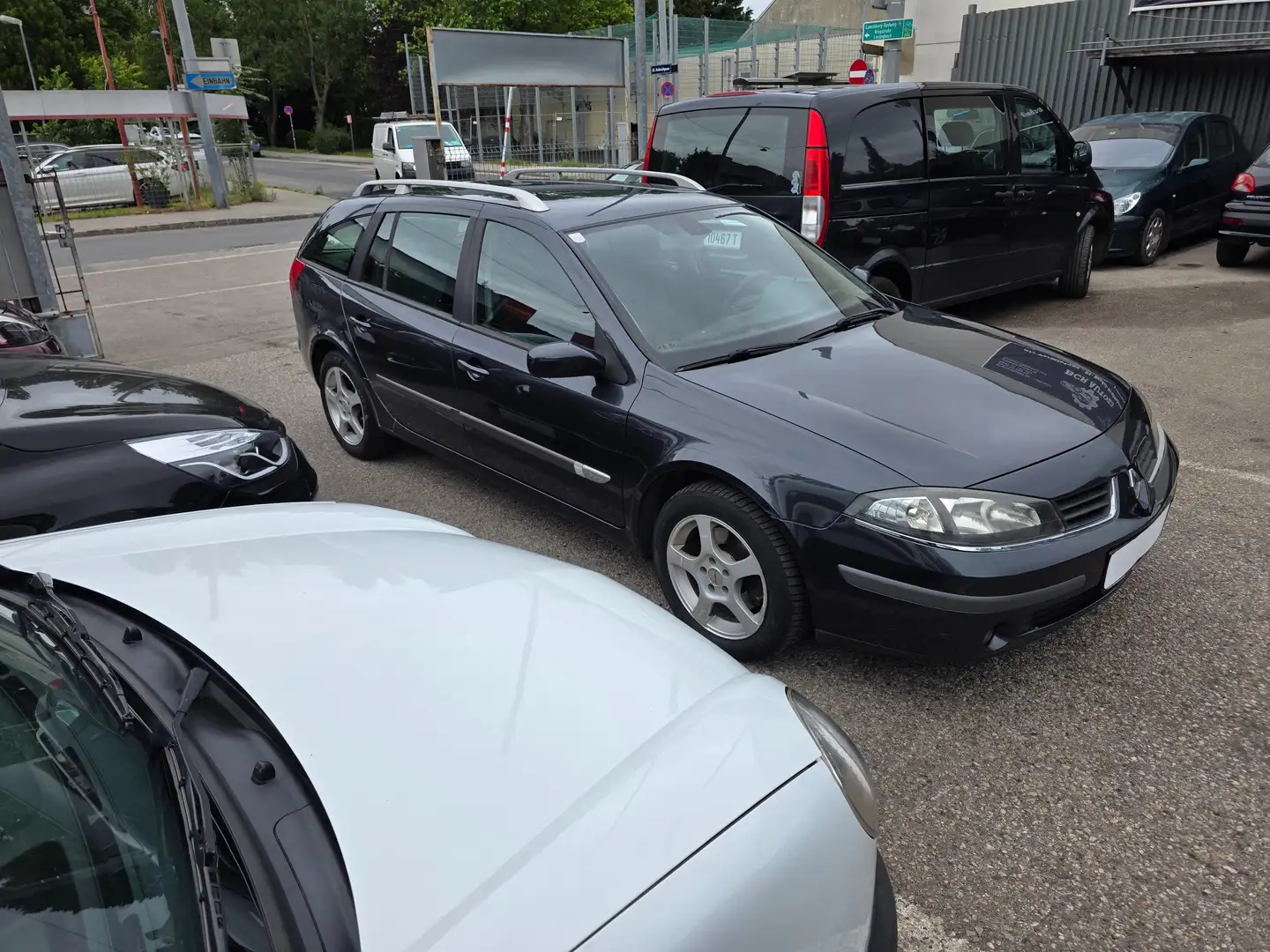 Renault Laguna Laguna 1,9 dCi*NEUES Pi+SERVICE*GARANTIE Grau - 1