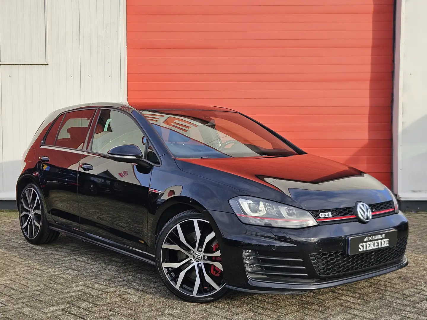 Volkswagen Golf GTI 2.0 TSI Performance | Pano | 19' Velgen Noir - 1