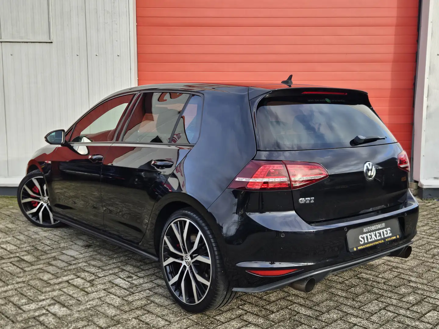 Volkswagen Golf GTI 2.0 TSI Performance | Pano | 19' Velgen Noir - 2