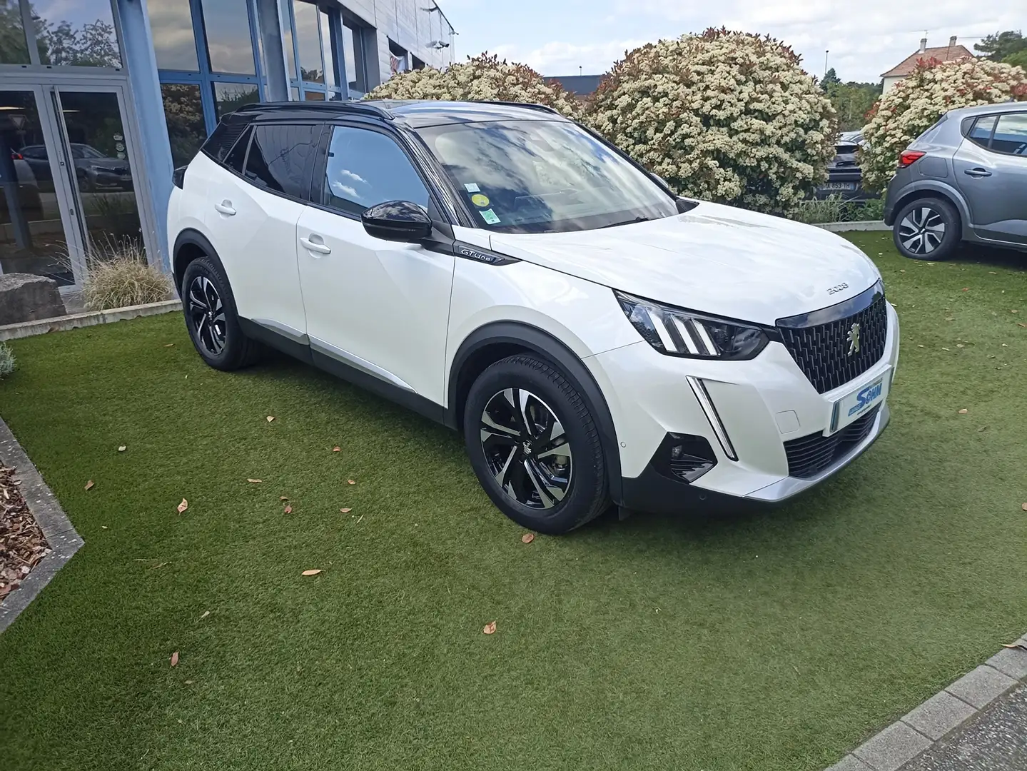 Peugeot 2008 1.5 BLUEHDI 130CH S\u0026S GT LINE EAT8 7CV - 1