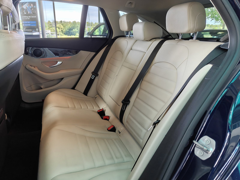 Mercedes-Benz C 400 T Avant.4M STANDHEIZ+MULTIBEAM+360°+COMAND — photo 12