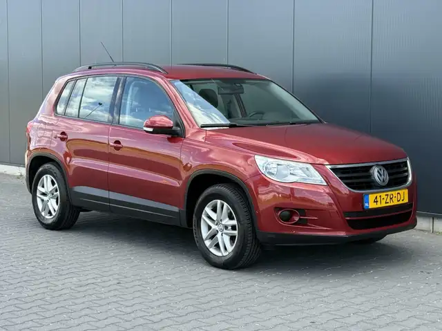 Volkswagen Tiguan view 10