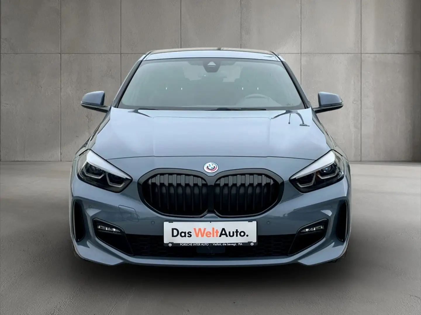 BMW 120 BMW 1 Lim. 120 i M Sport Grau - 2